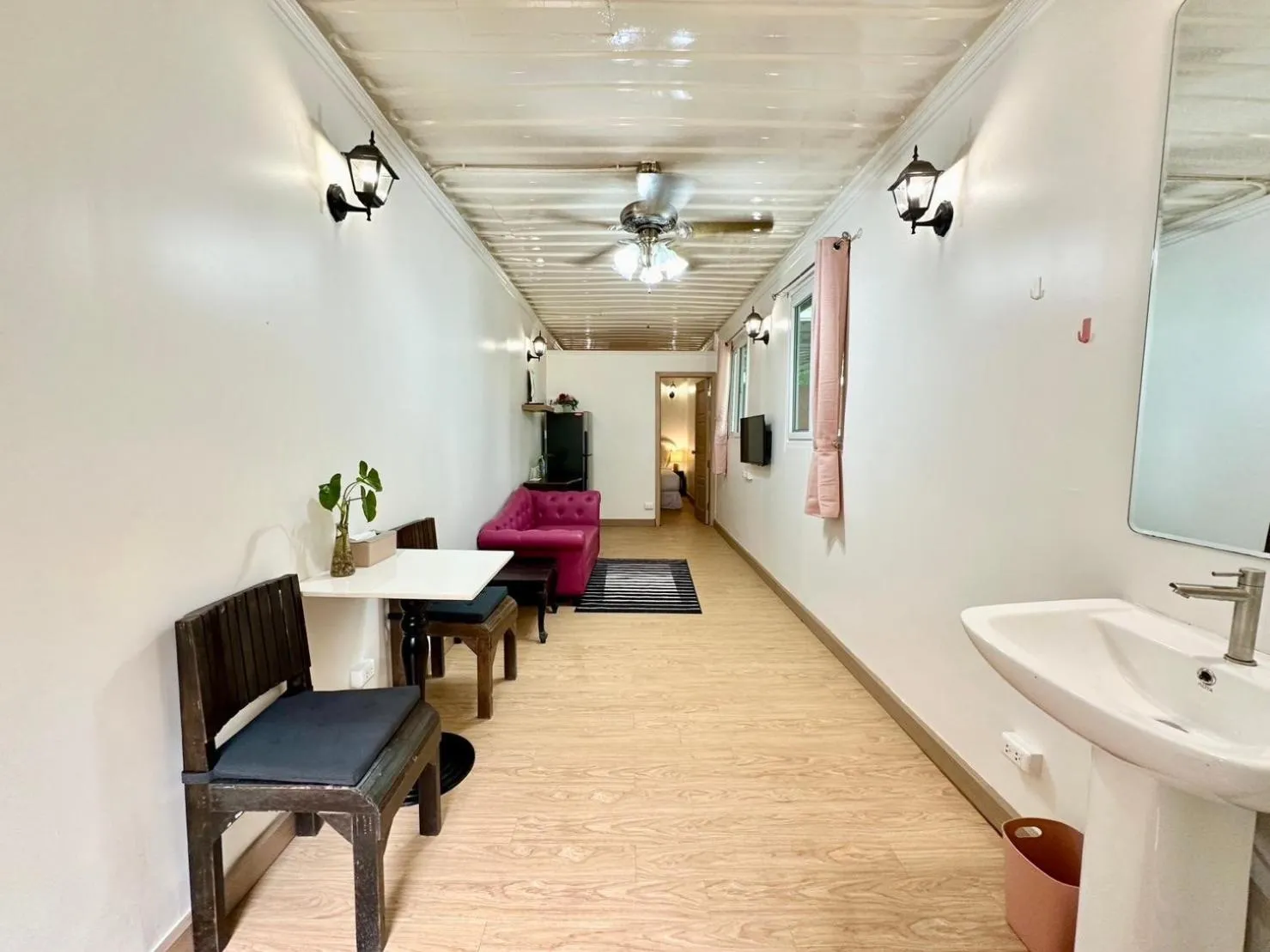 Library in Marc Hotel Maesai