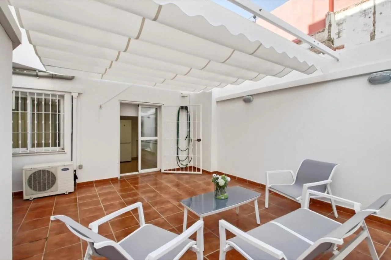 AMPLIO PISO CON TERRAZA