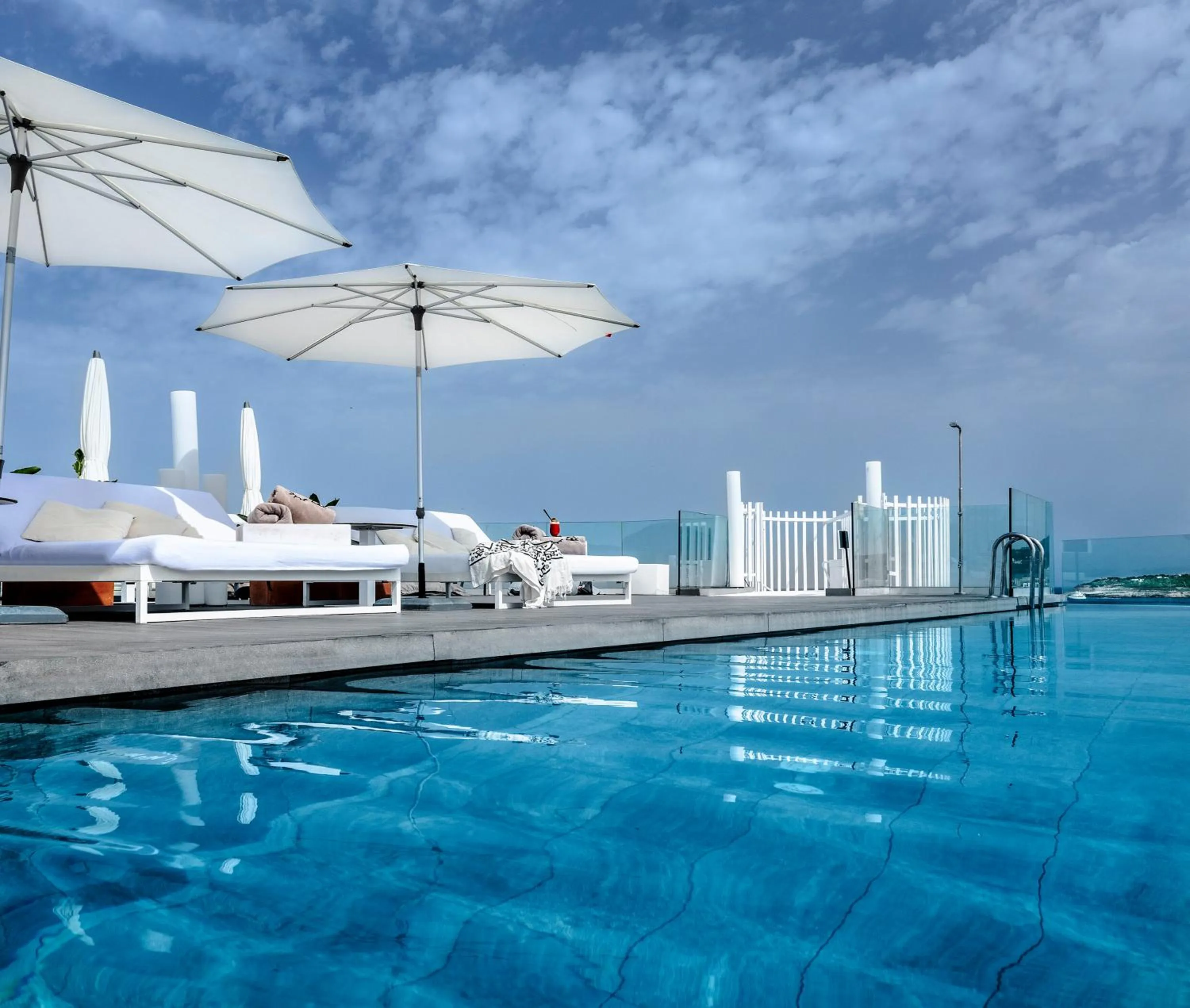 Balcony/Terrace in INNSiDE by Meliá Ibiza Beach