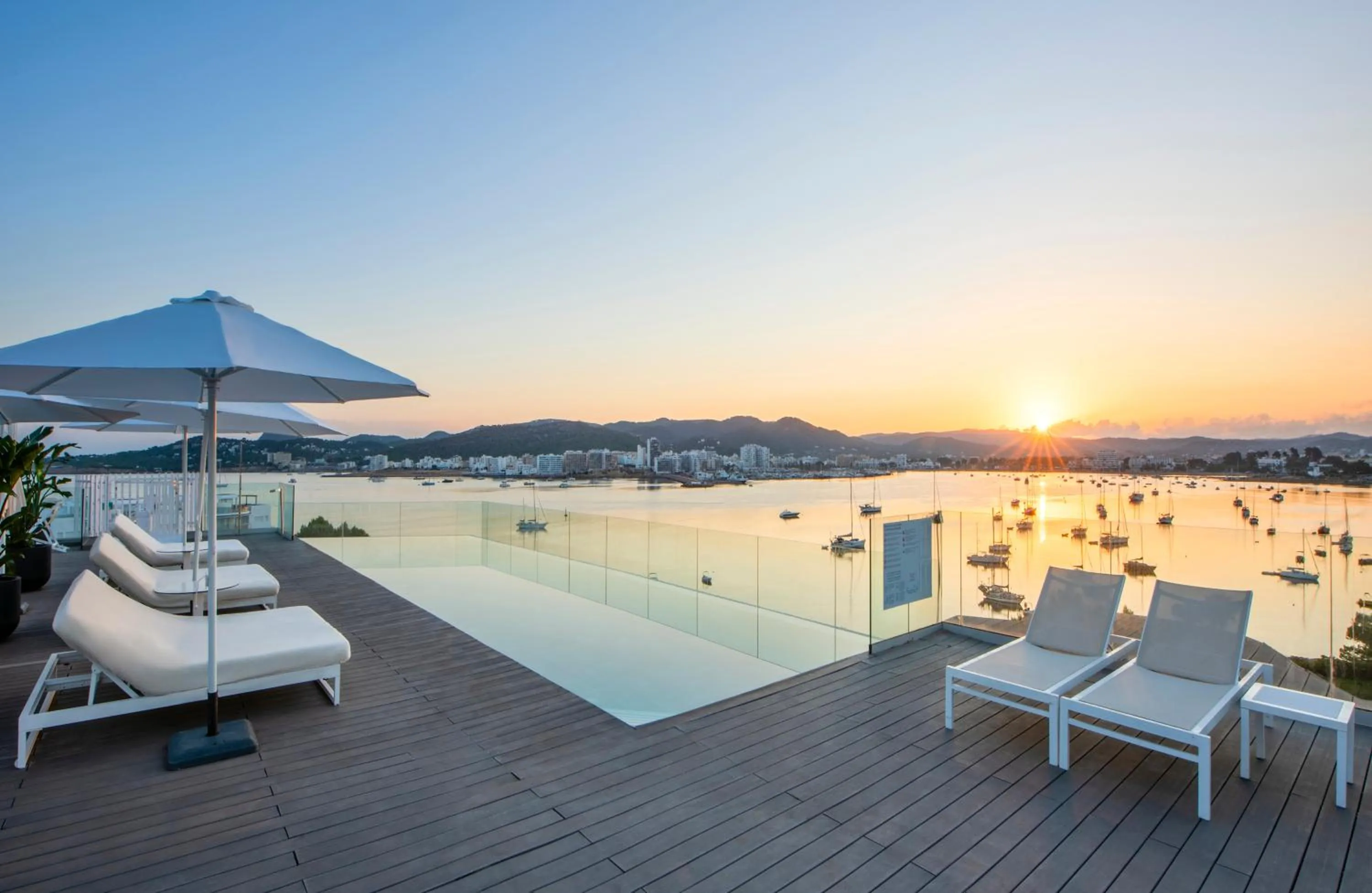 Swimming pool in INNSiDE by Meliá Ibiza Beach