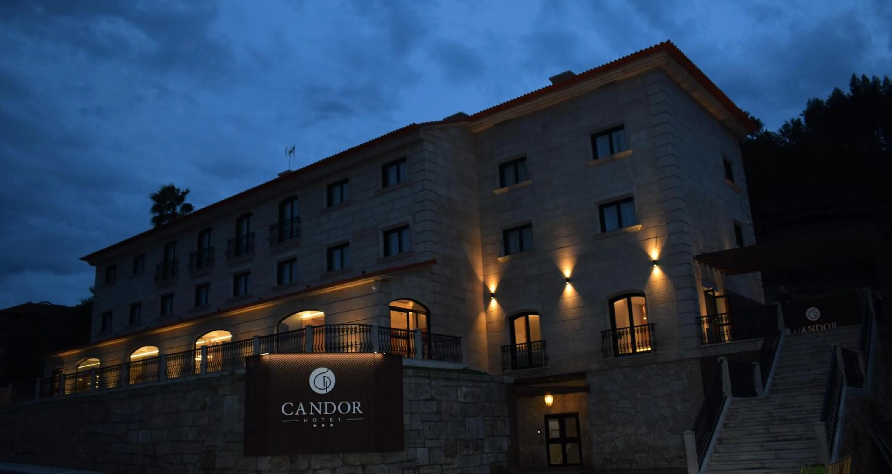 Property building in HOTEL CANDOR