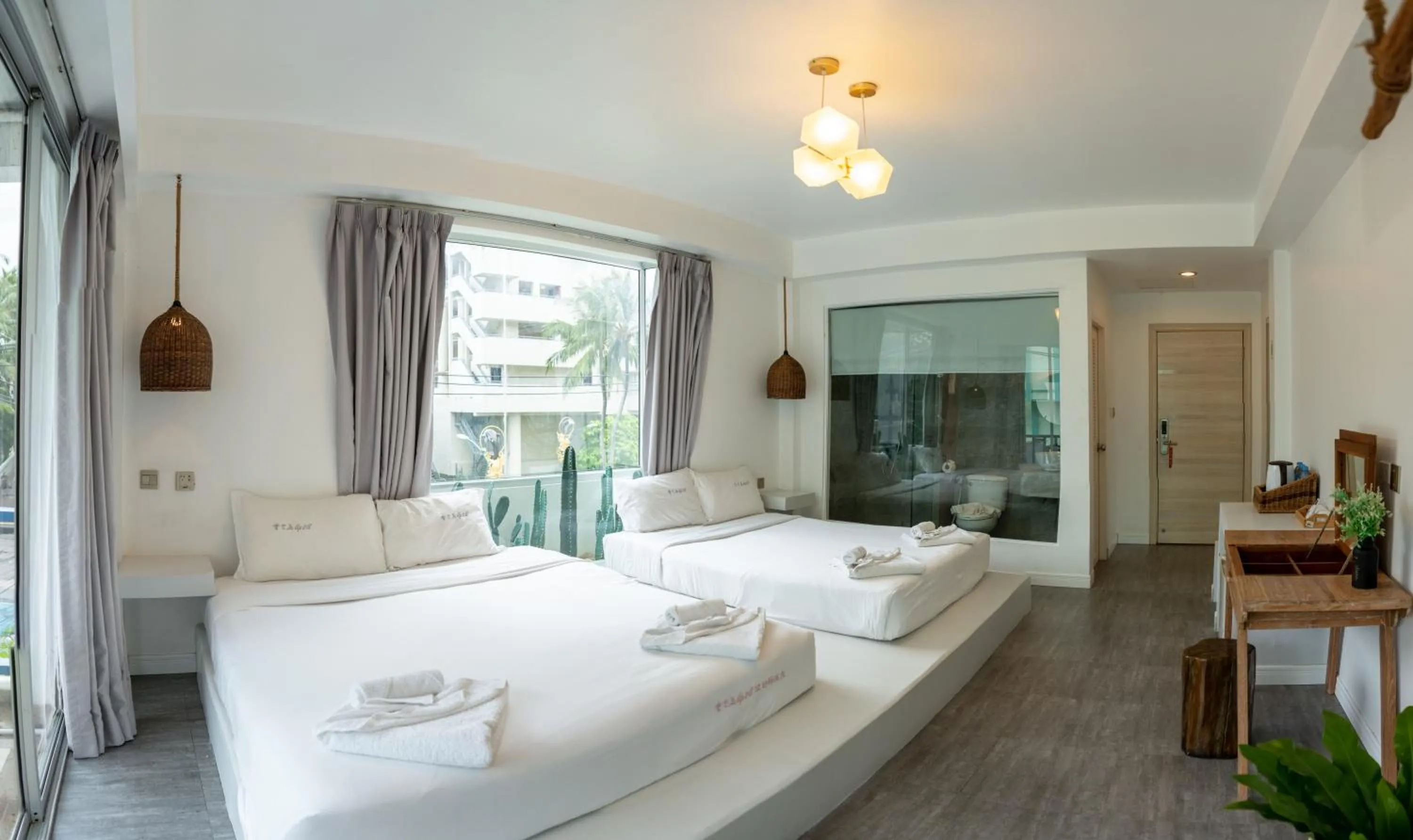 Bedroom, Bed in Meow Cat Cafe & Hotel