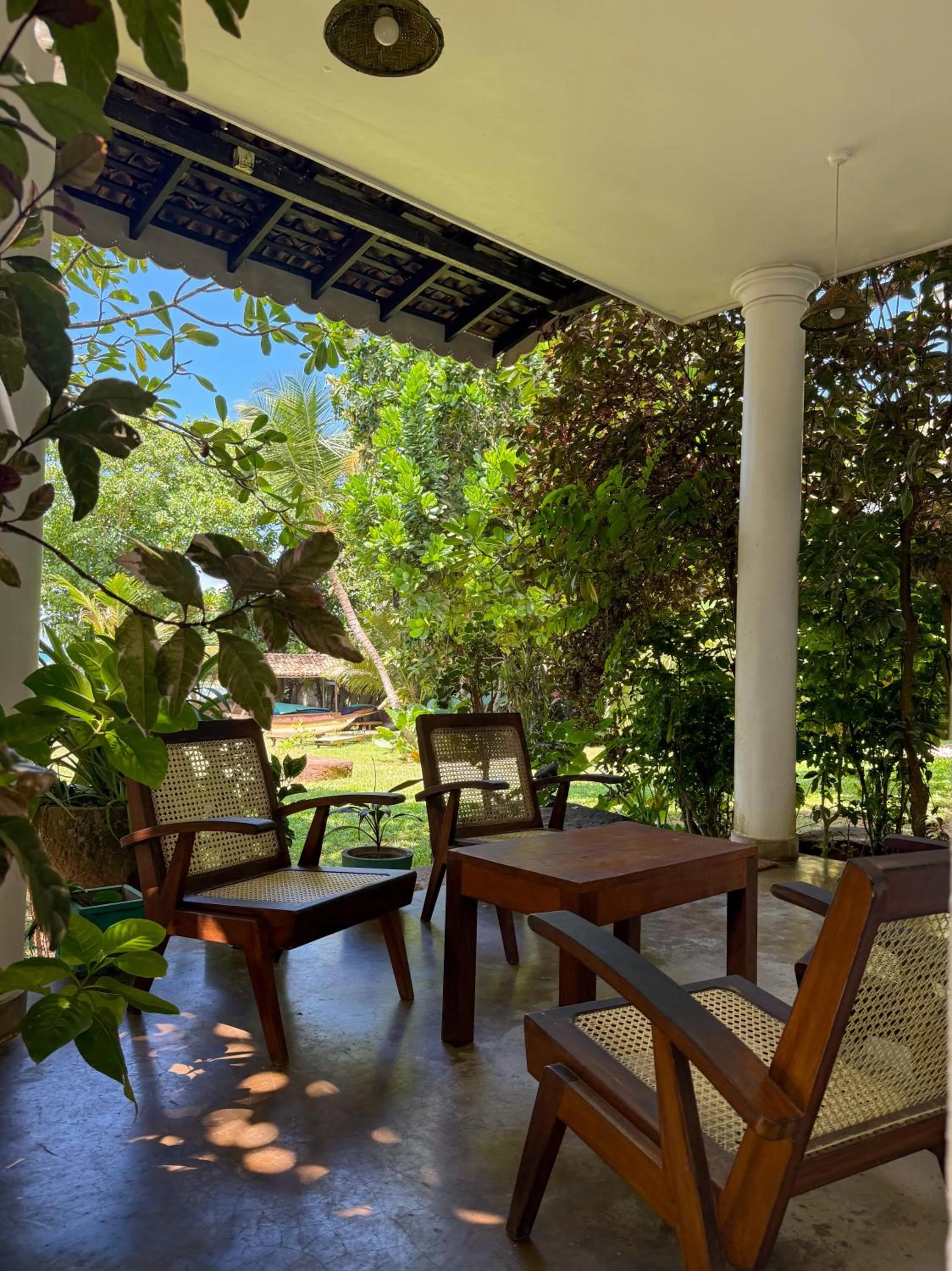 Patio in Palm villa Mirissa hotel&spa