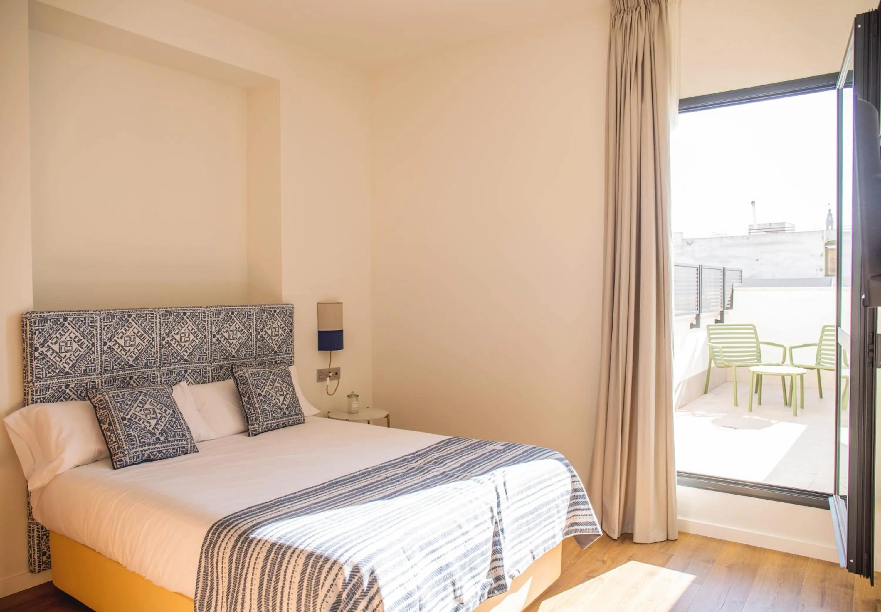 Bed in nQn Aparts & Suites Sevilla