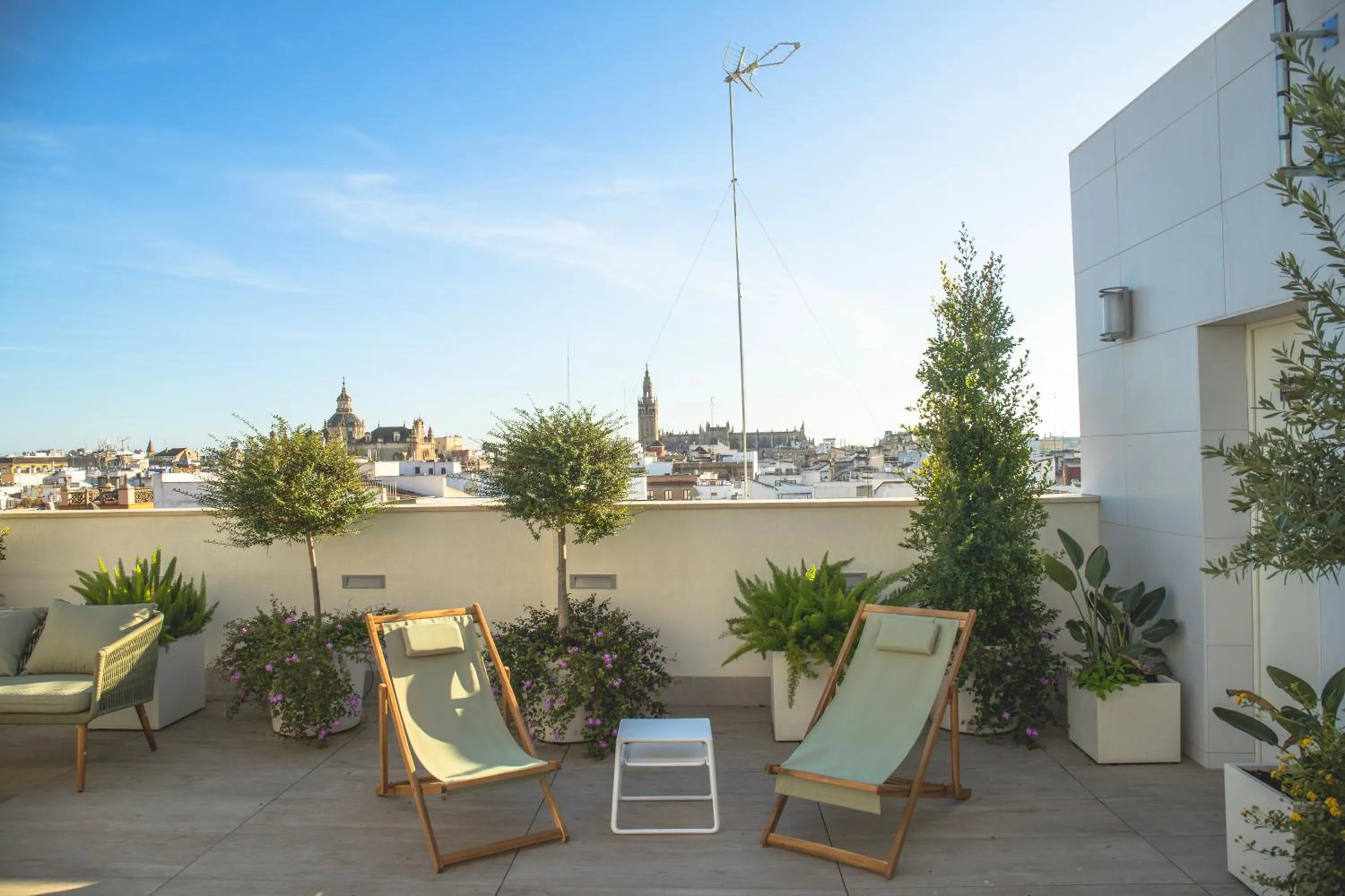 Patio in nQn Aparts & Suites Sevilla