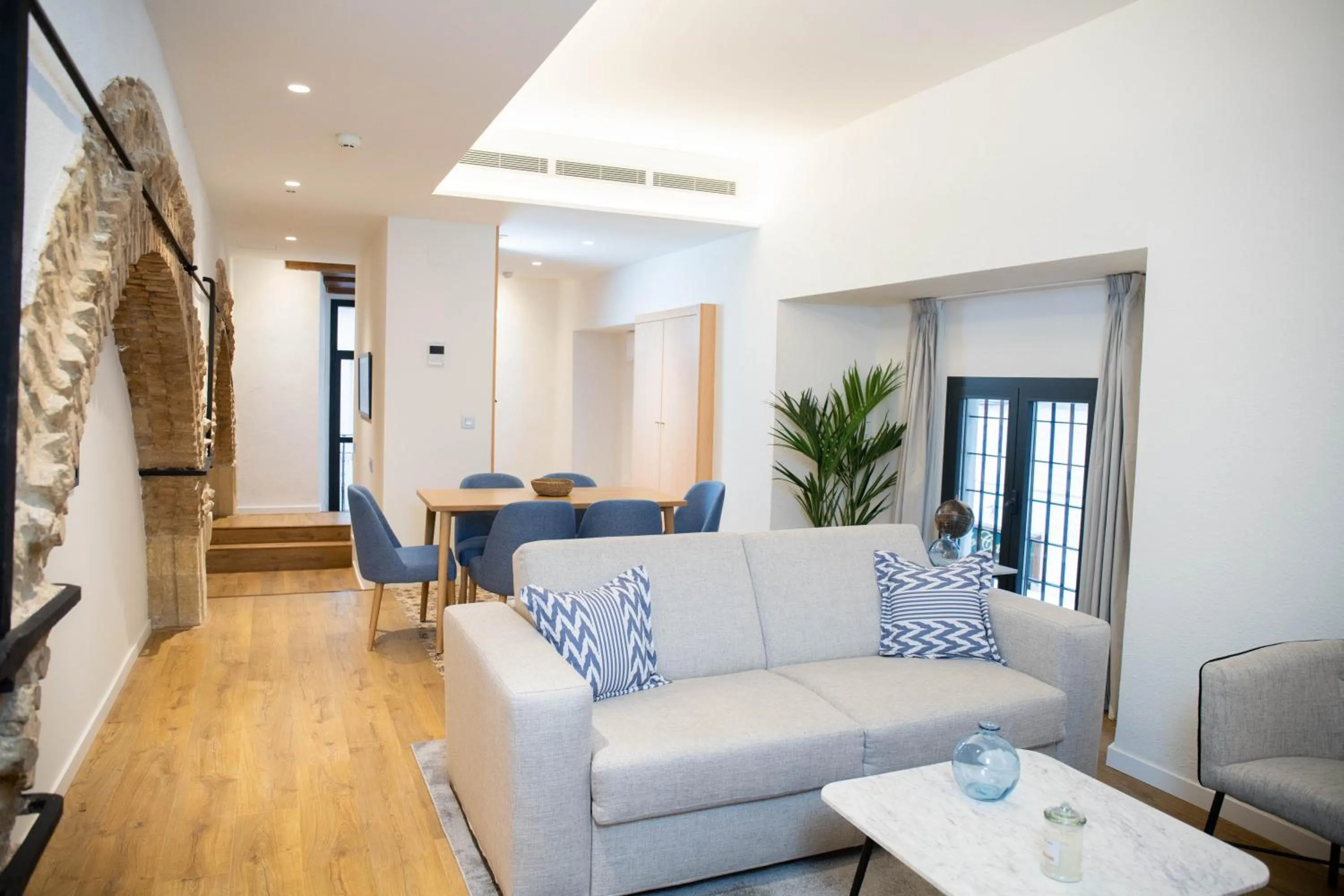 Living room in nQn Aparts & Suites Sevilla