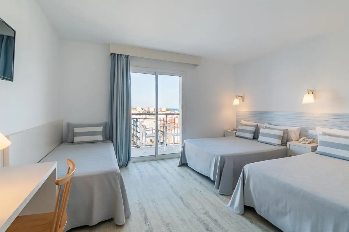 Bed in FERGUS Club Pineda Splash