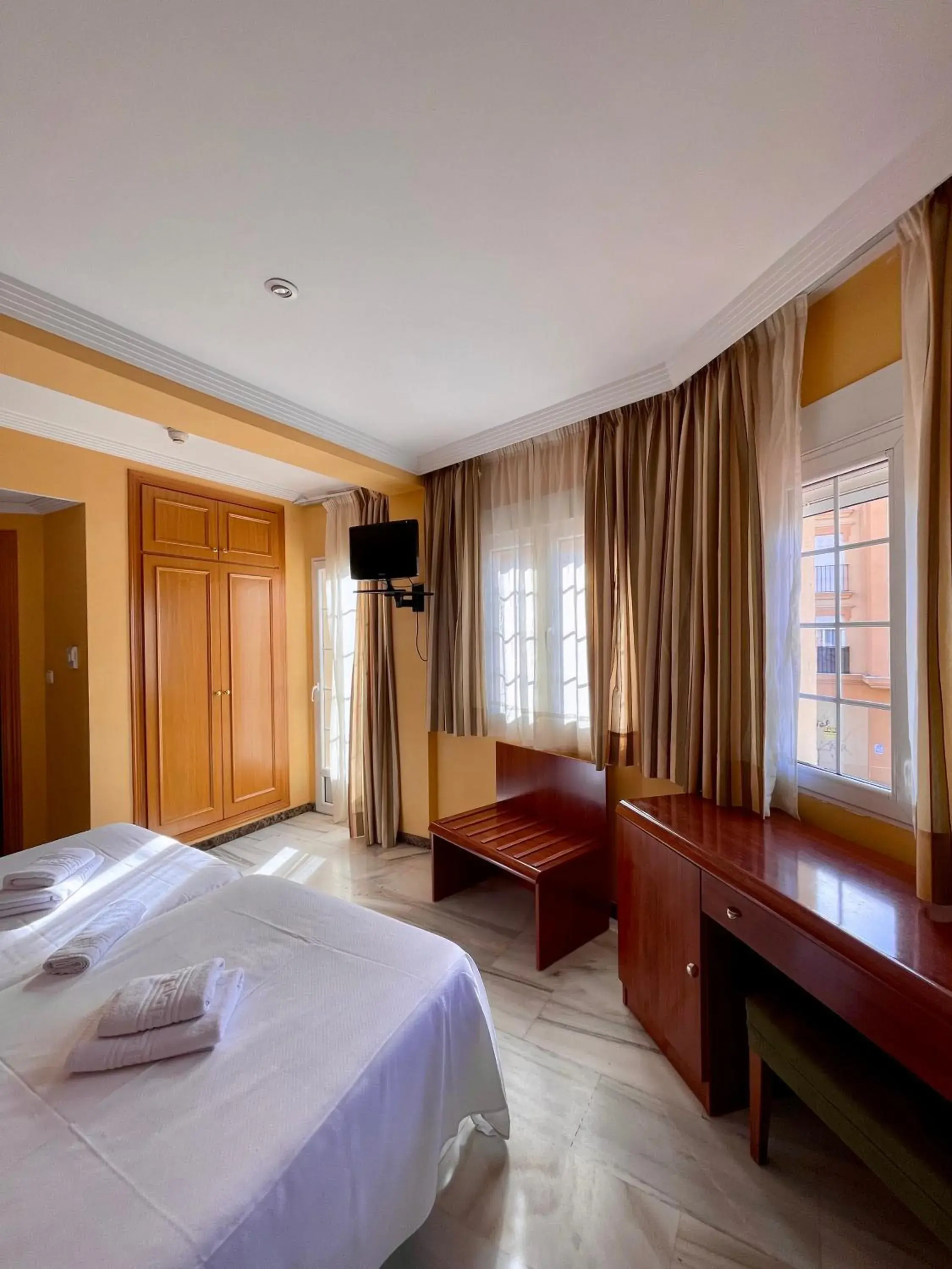 Double Room - single occupancy in HOTEL LA FONDA DE DON GONZALO Double Room - single occupancy in HOTEL LA FONDA DE DON GONZALO