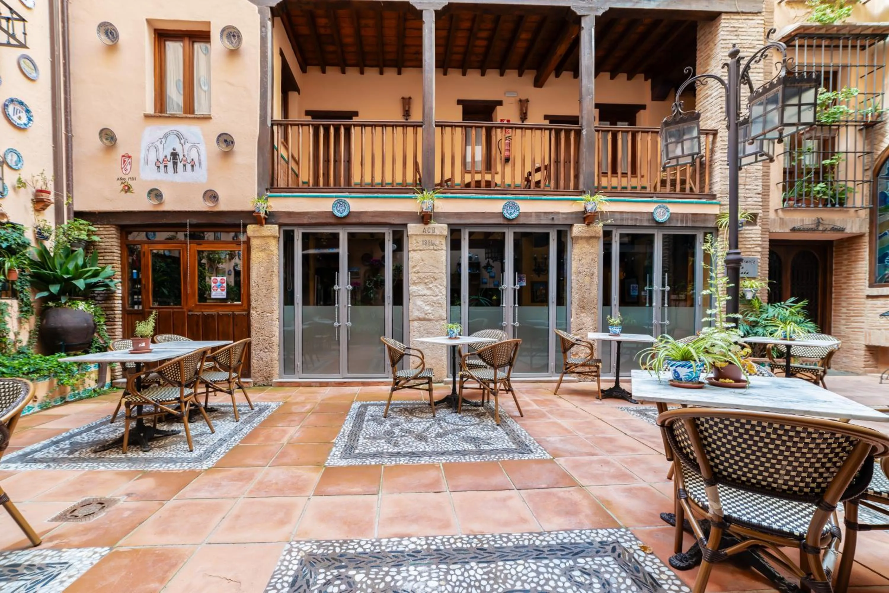 Patio in Hotel Posada del Toro