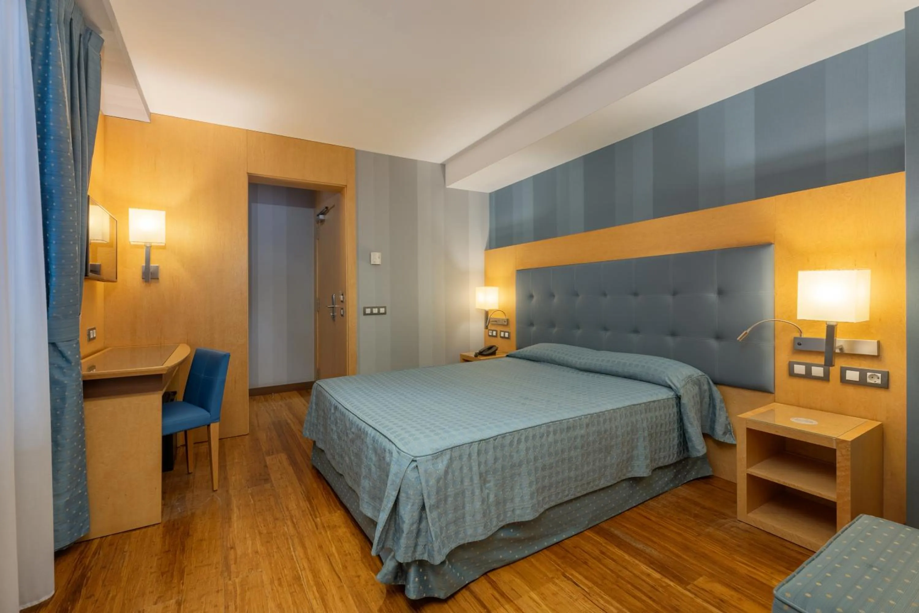 Bedroom, Bed in Hotel del Mar