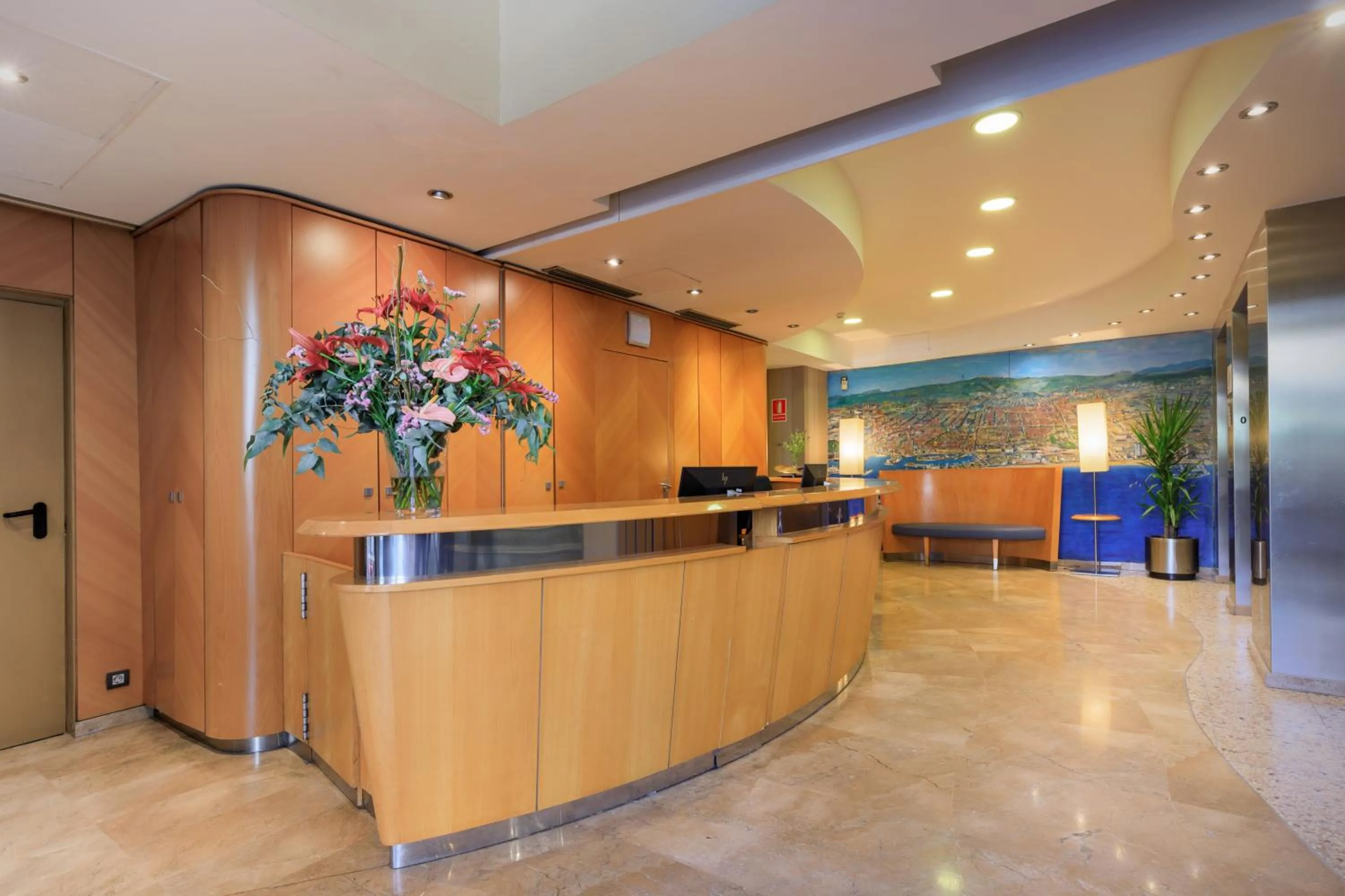 On-site shops in Hotel del Mar