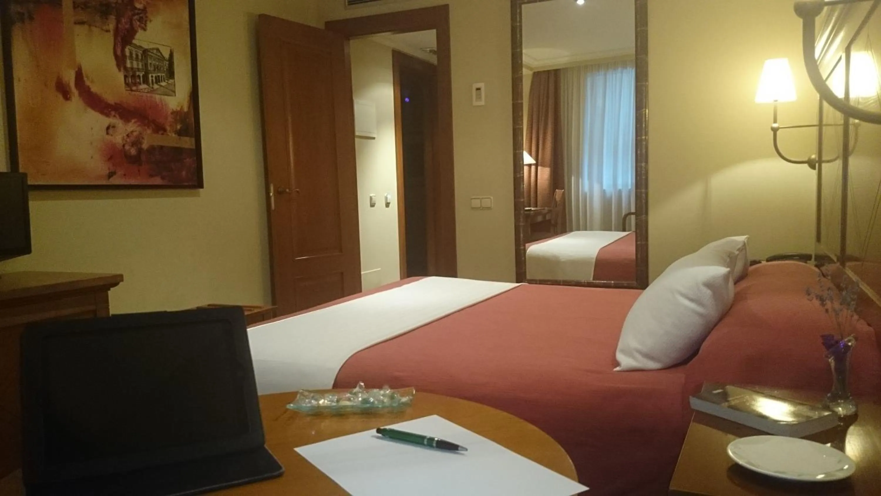 Bed in Hotel Pamplona Villava