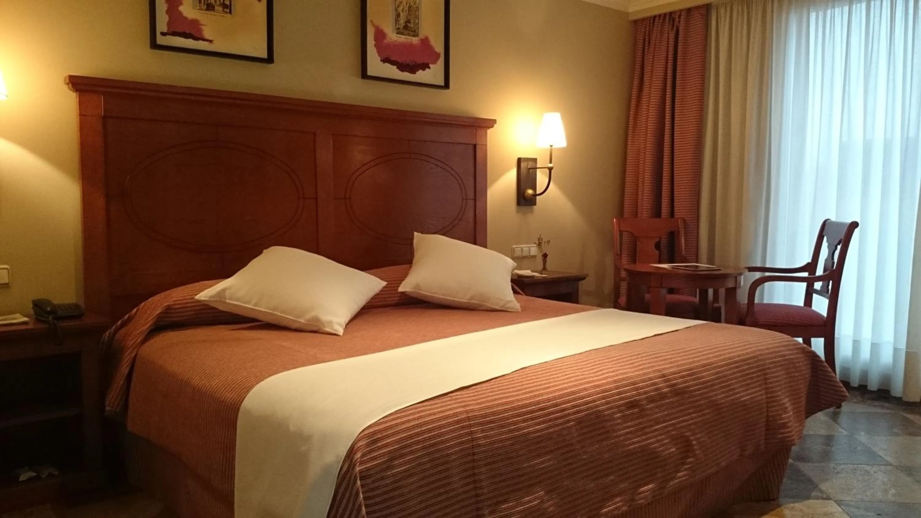 Photo of the whole room, Bed in Hotel Pamplona Villava