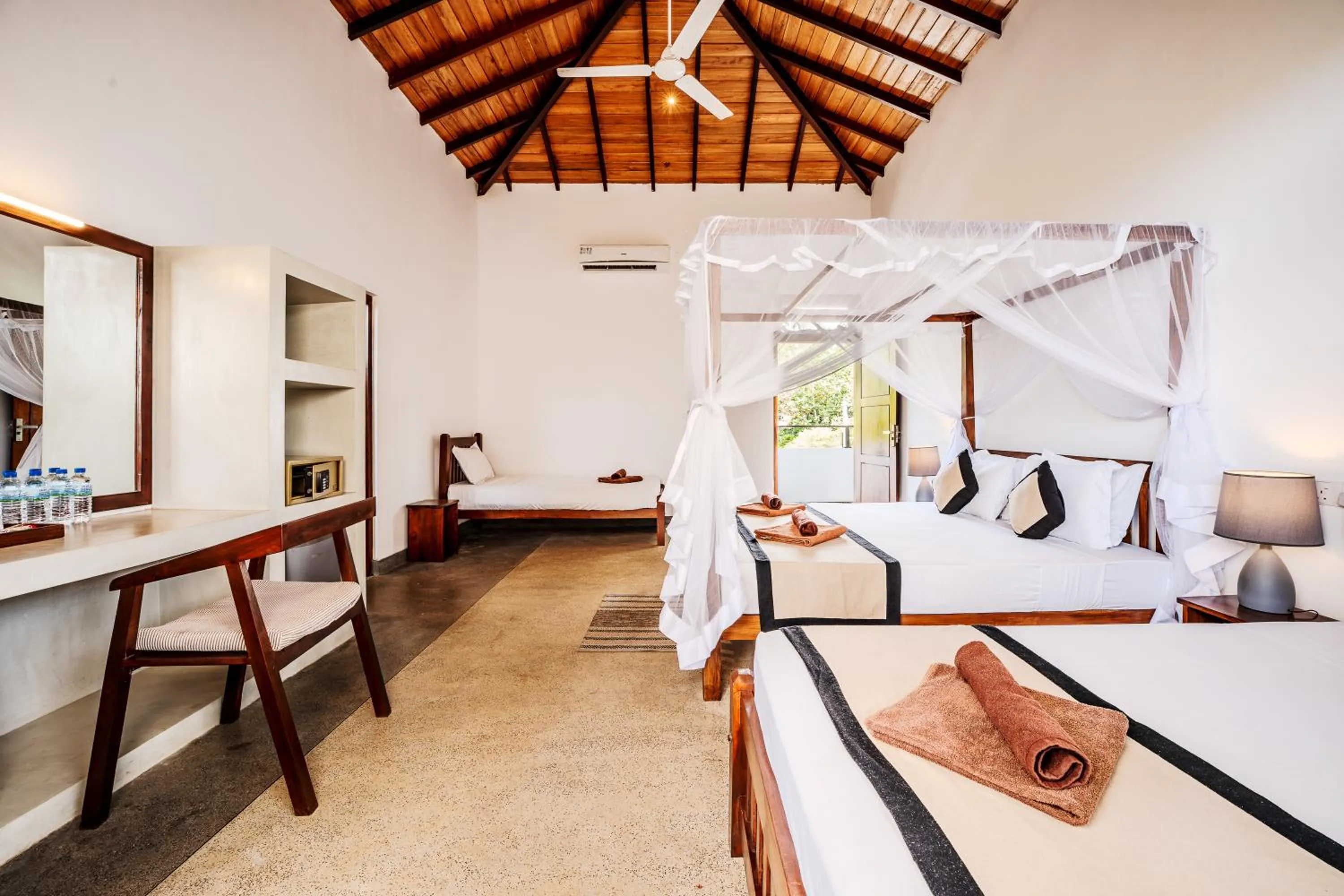 Bed in Serenity Boutique - Unawatuna