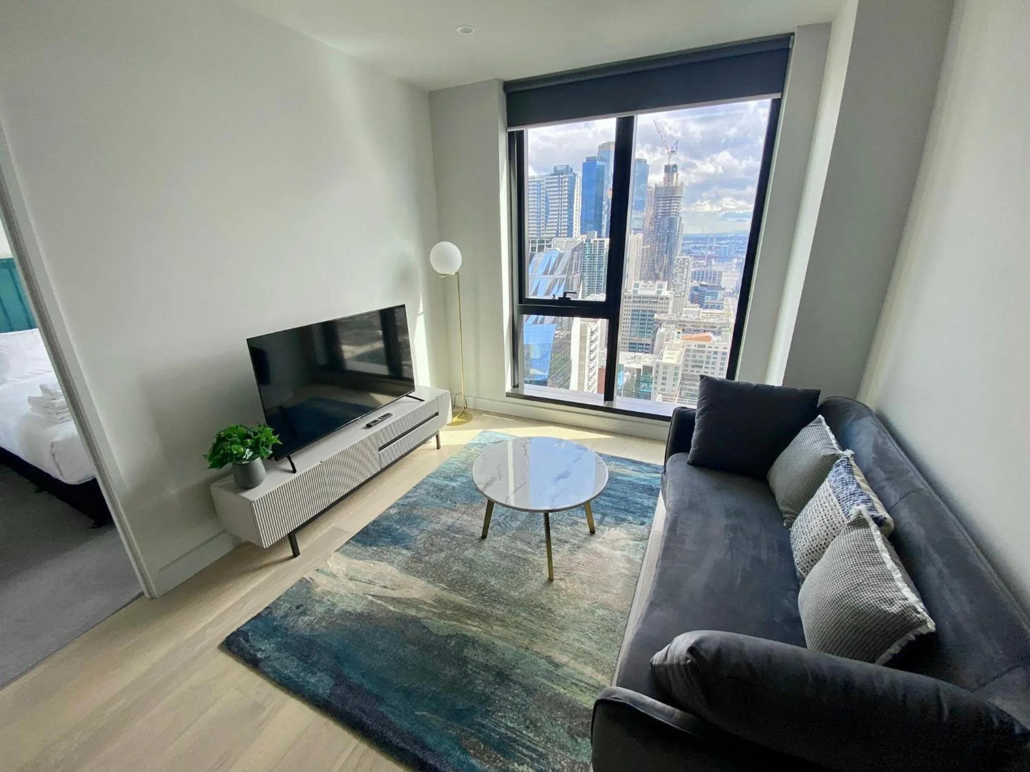 TV and multimedia in Paragon Apartments by CLLIX