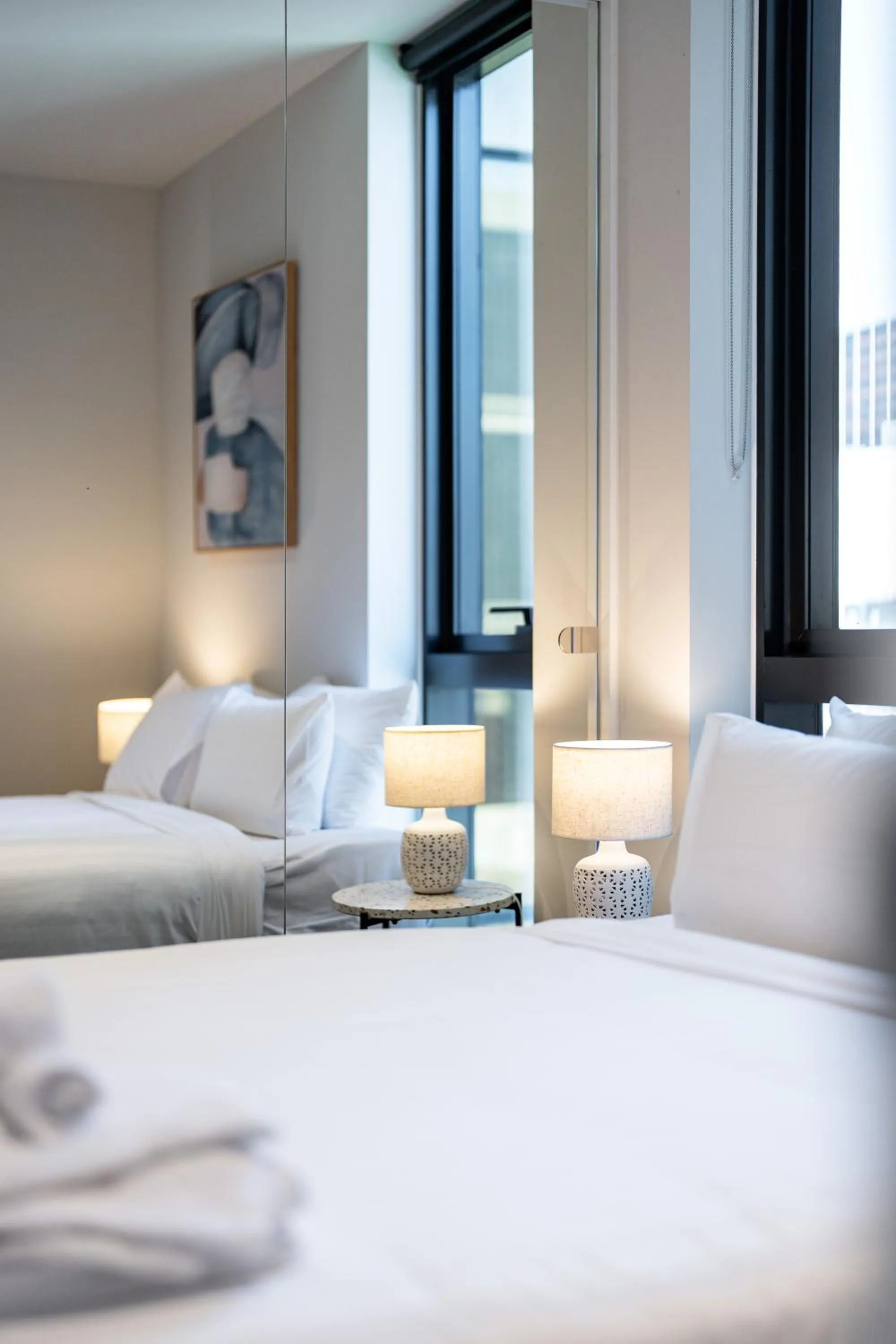 Bed in Paragon Apartments by CLLIX