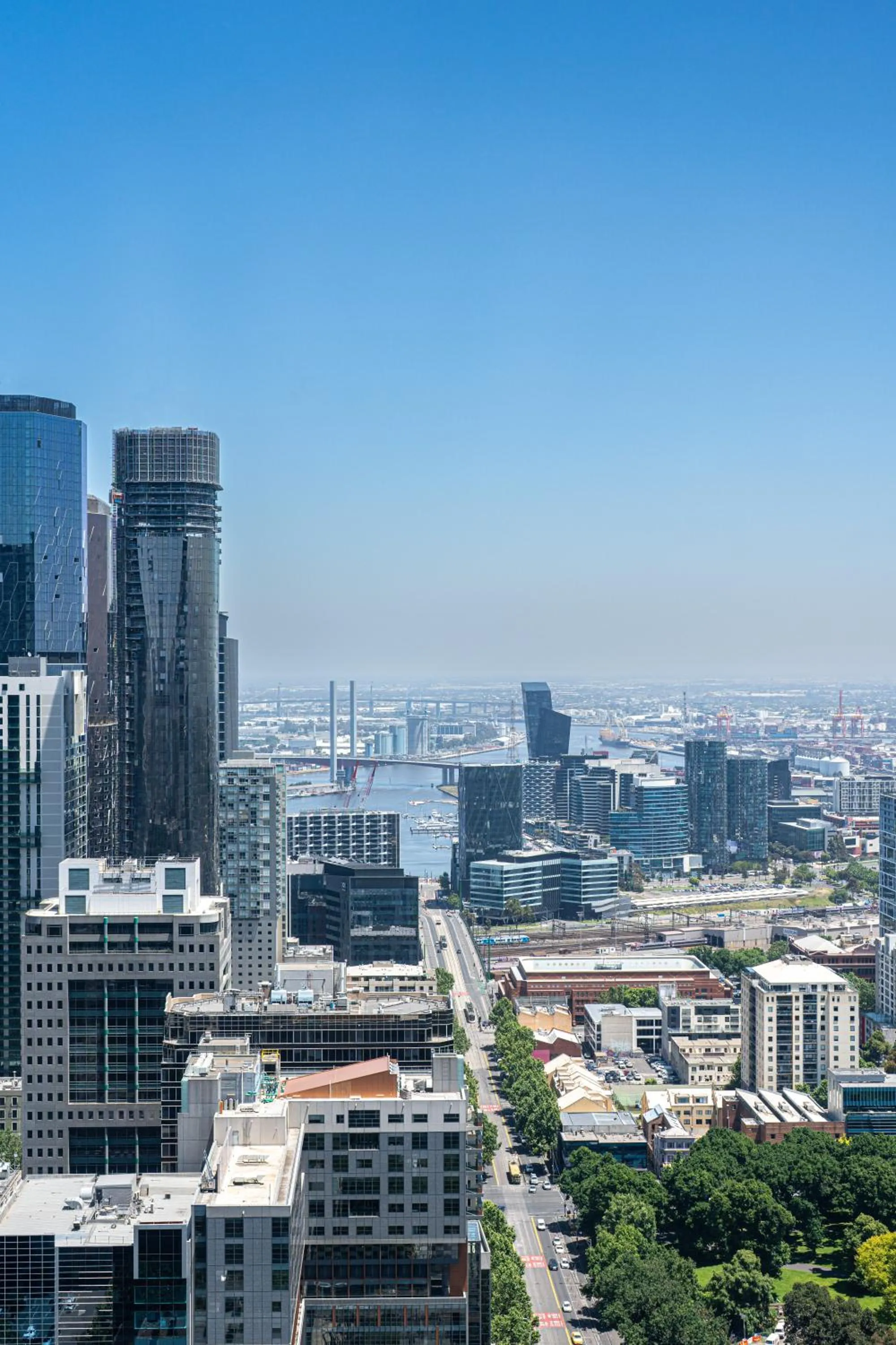 Day in Paragon Apartments by CLLIX