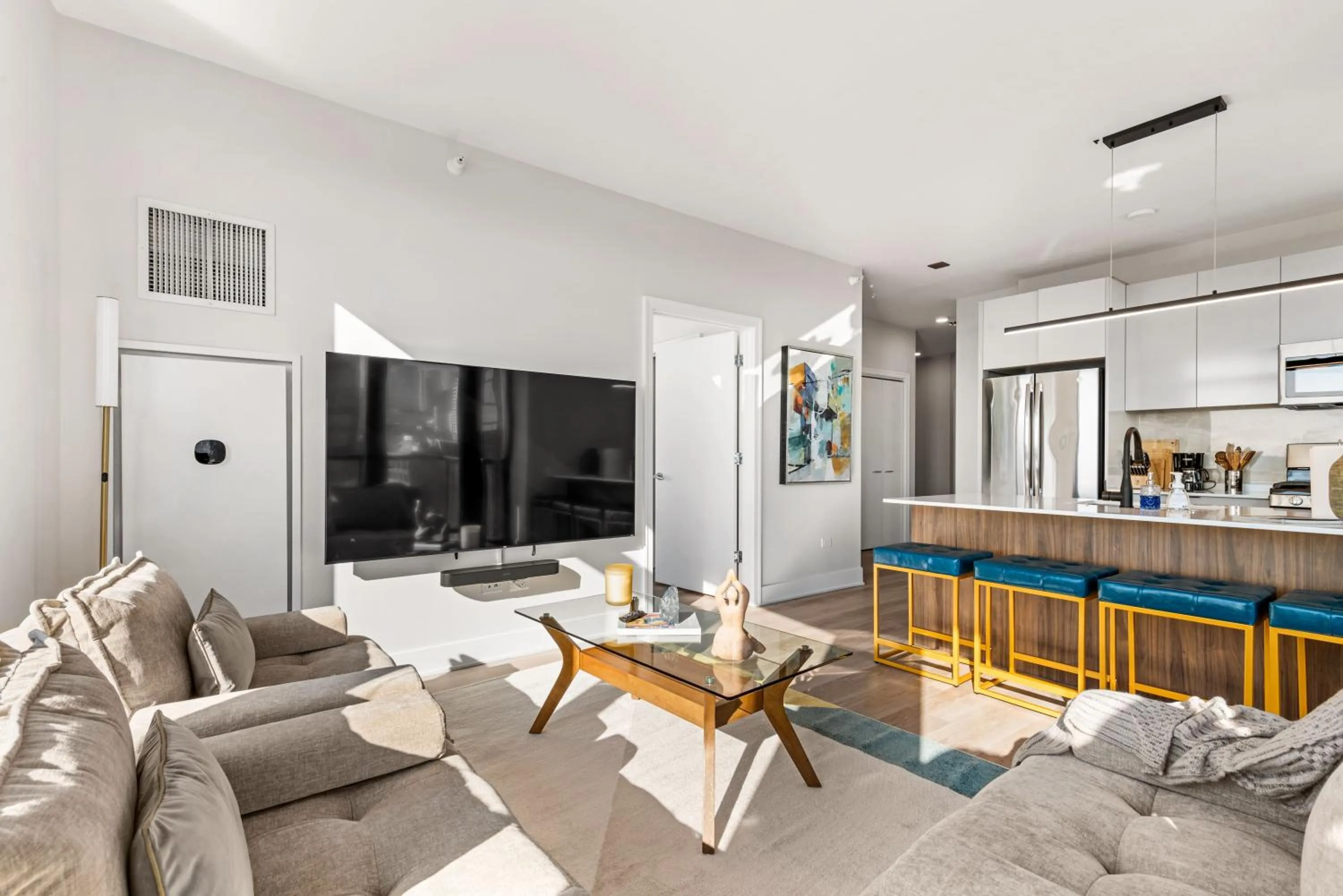 TV and multimedia in Avra Stylish Apartments Prime West Loop Location Near Union Park