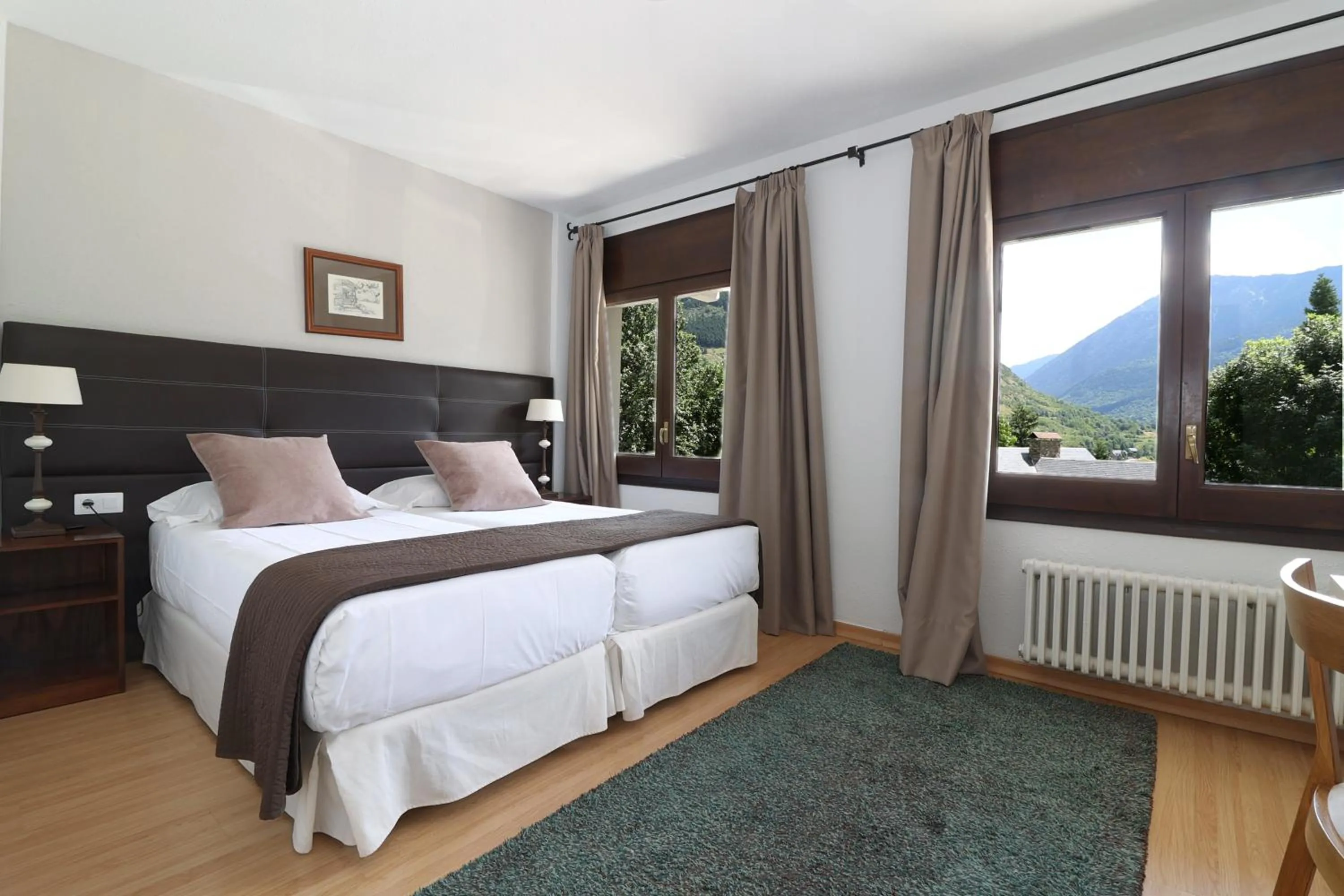 Bed in Hotel Blu Aran