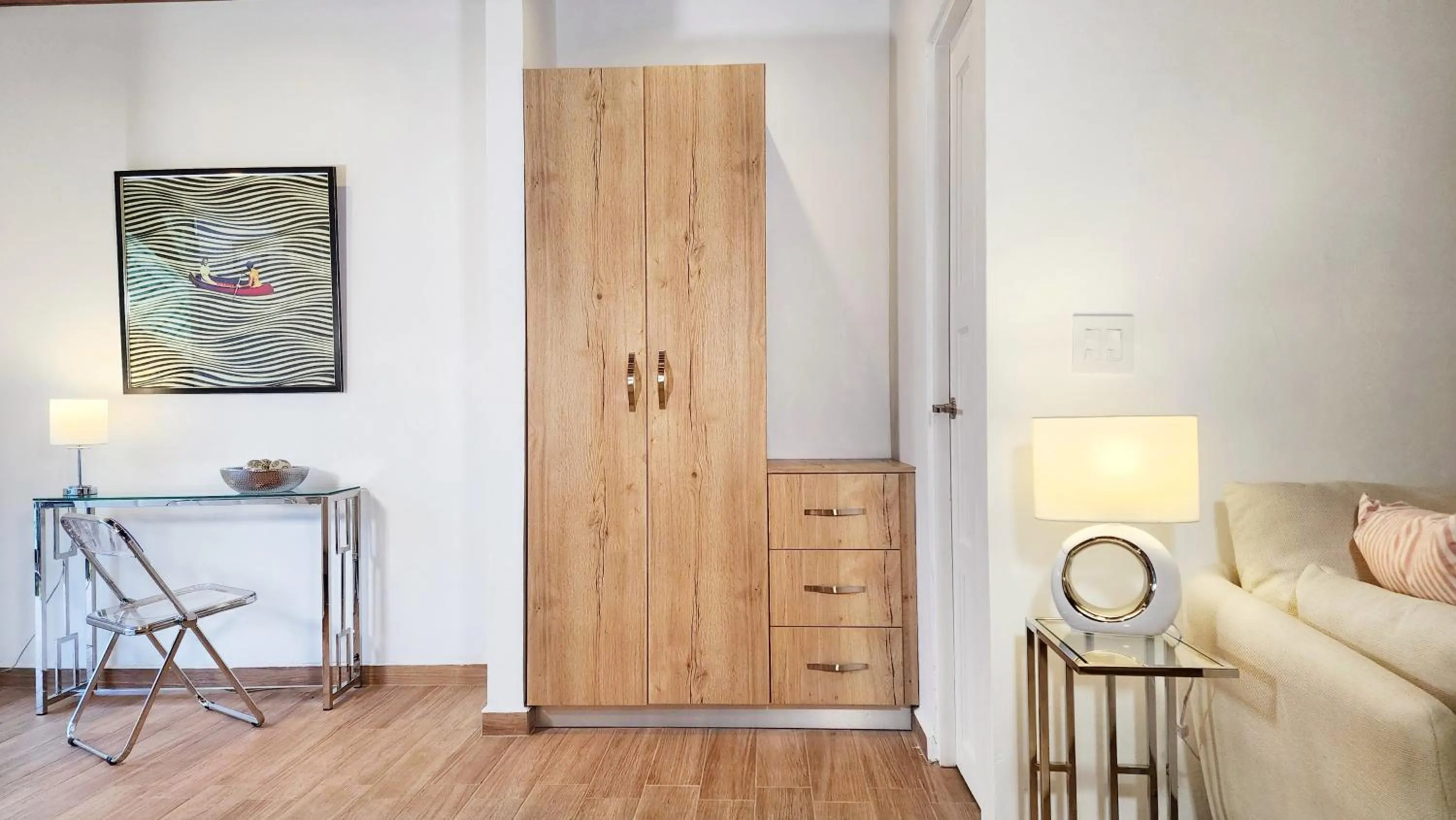 wardrobe in Rio Verde by Villa Alejandro