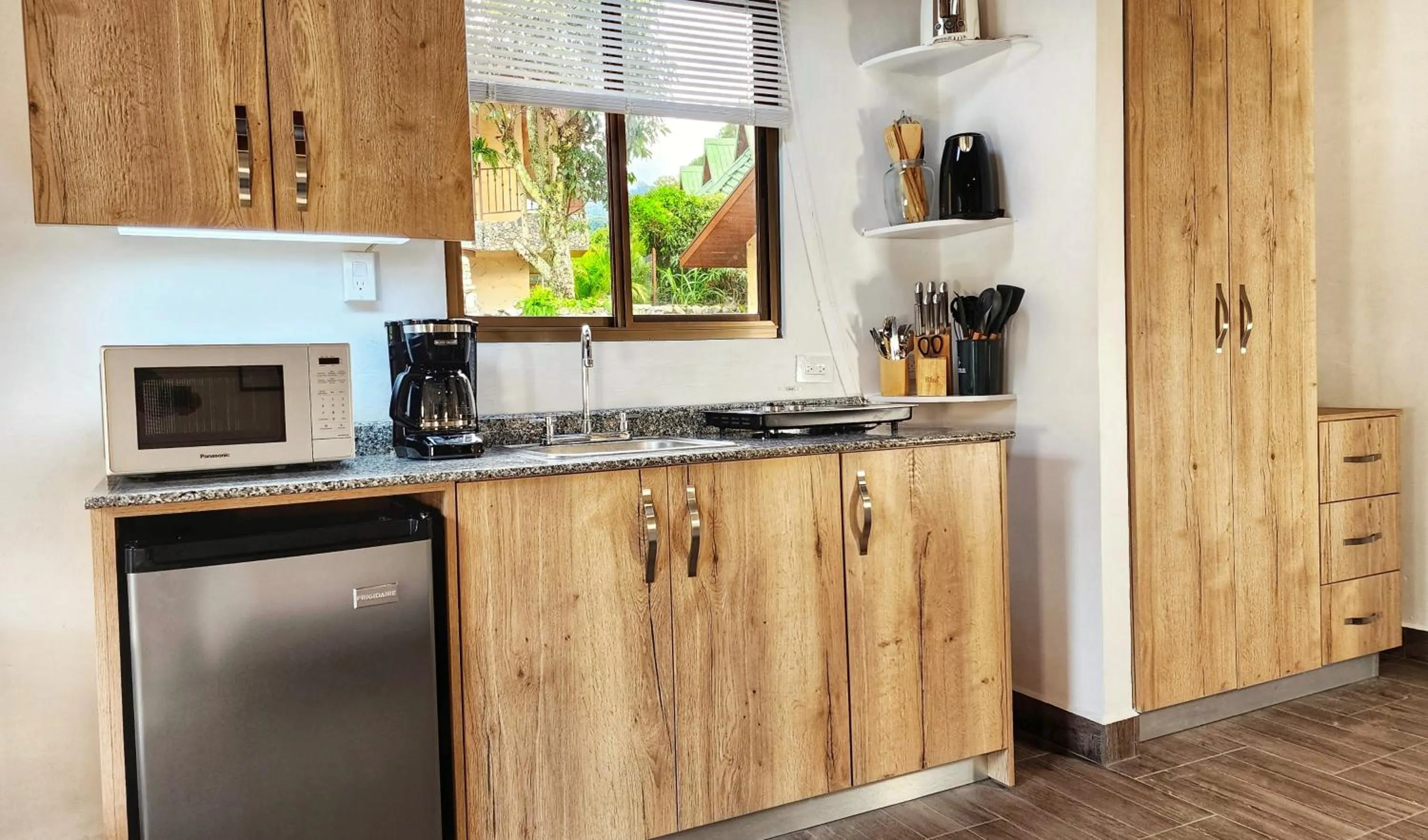 Kitchen or kitchenette in Rio Verde by Villa Alejandro