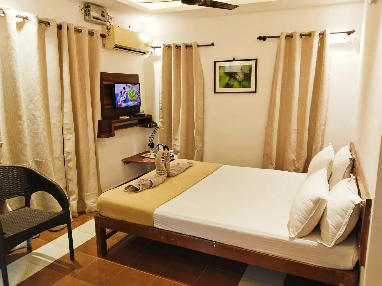 Photo of the whole room, Bed in Blue Sea Beach Resort