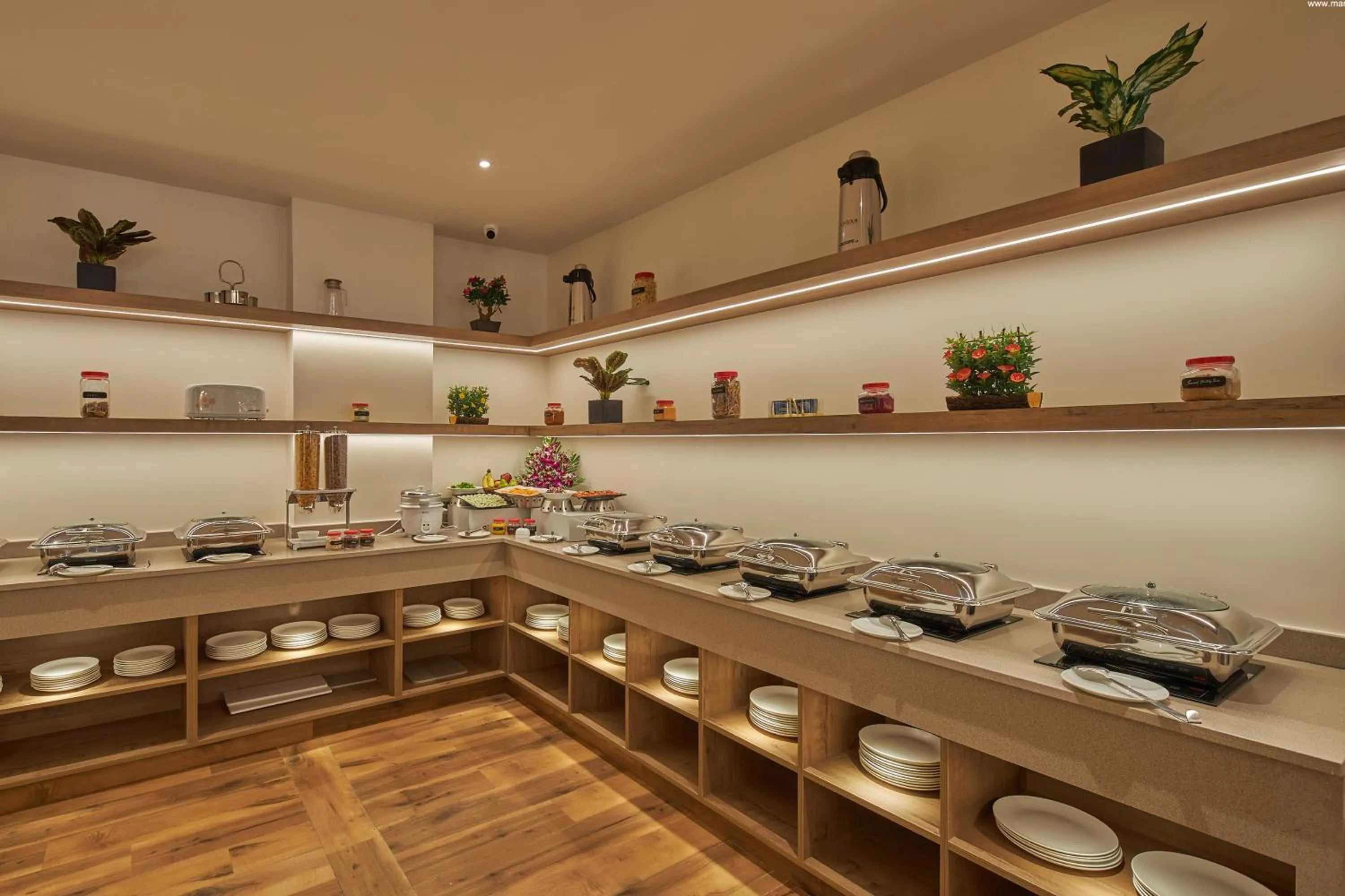 Food and drinks in Regenta Inn Grand-ORR, Mahadevapura