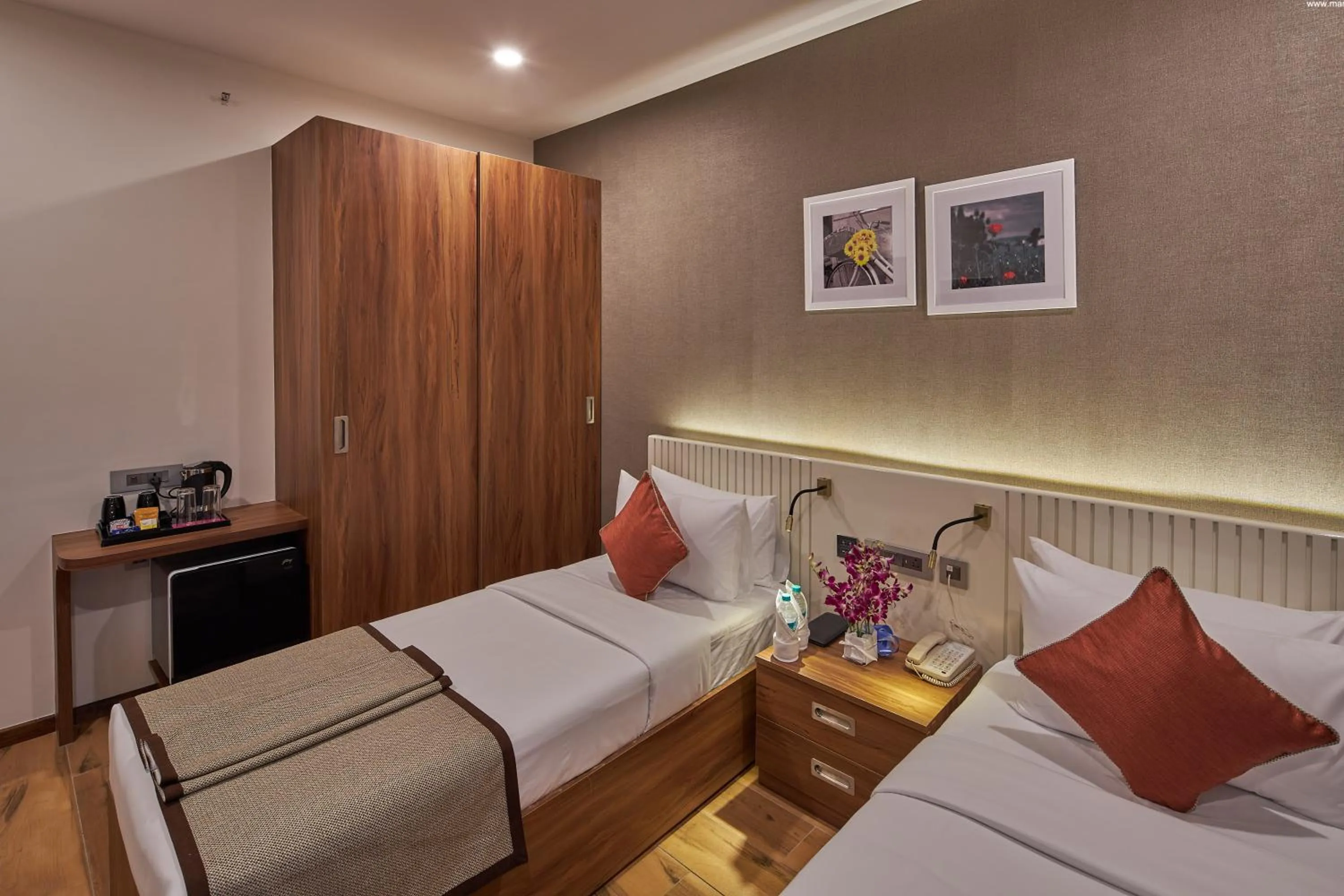 Bed in Regenta Inn Grand-ORR, Mahadevapura