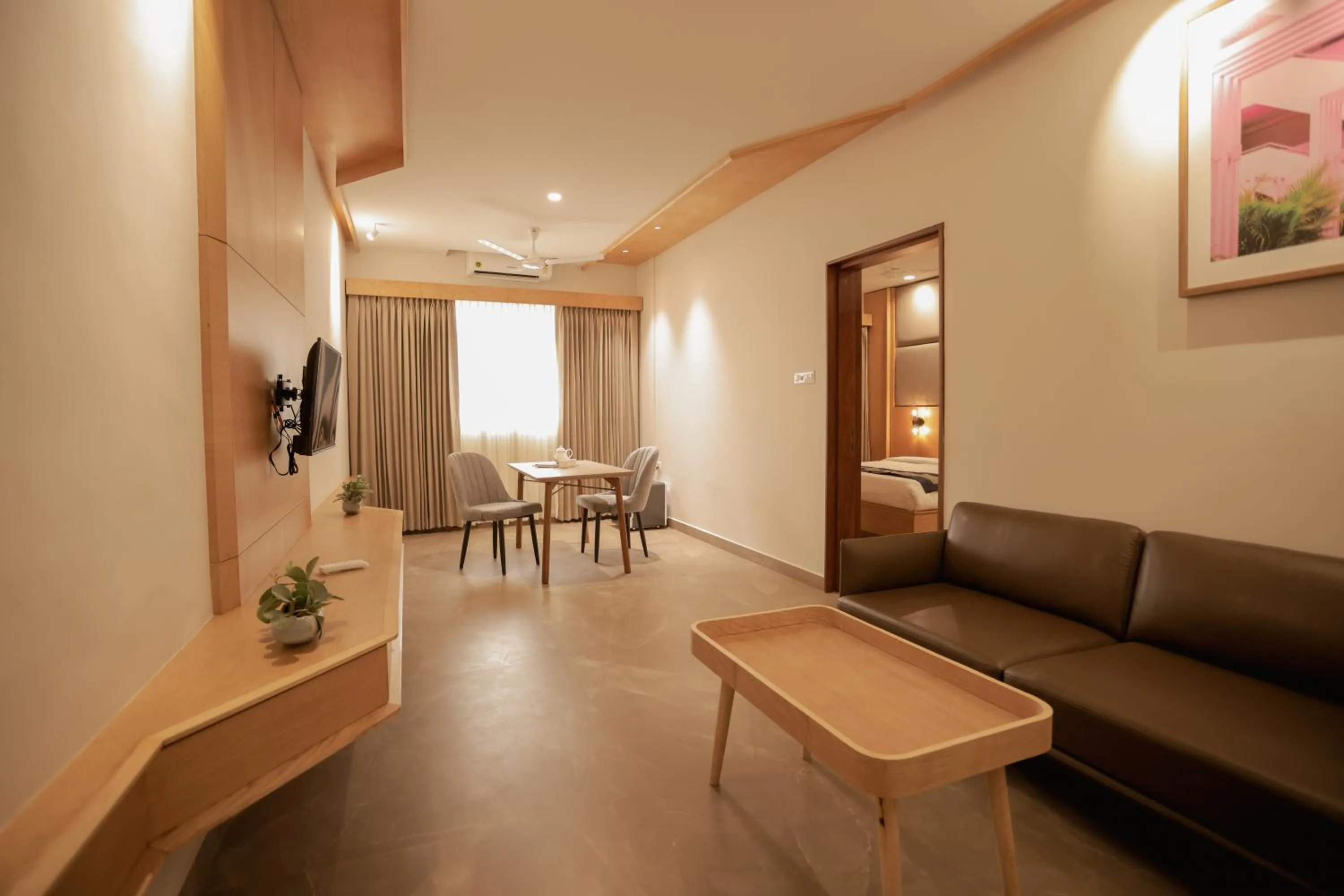 TV and multimedia in HILUX COURTYARD