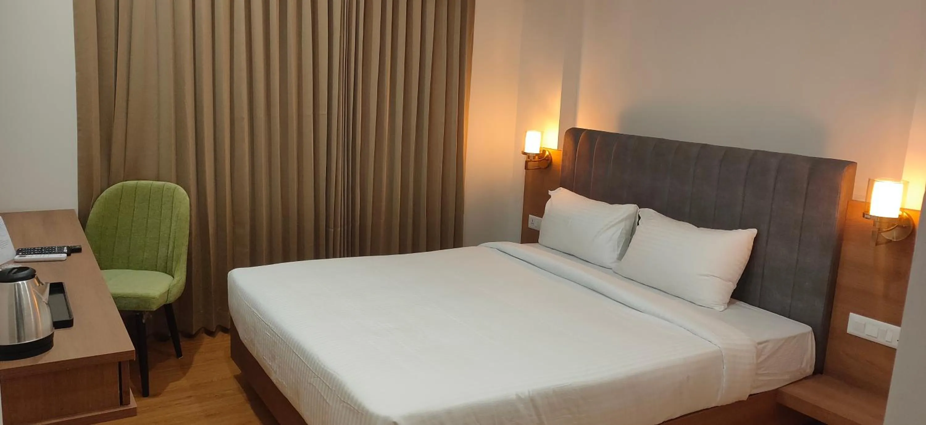 Bed in HILUX COURTYARD