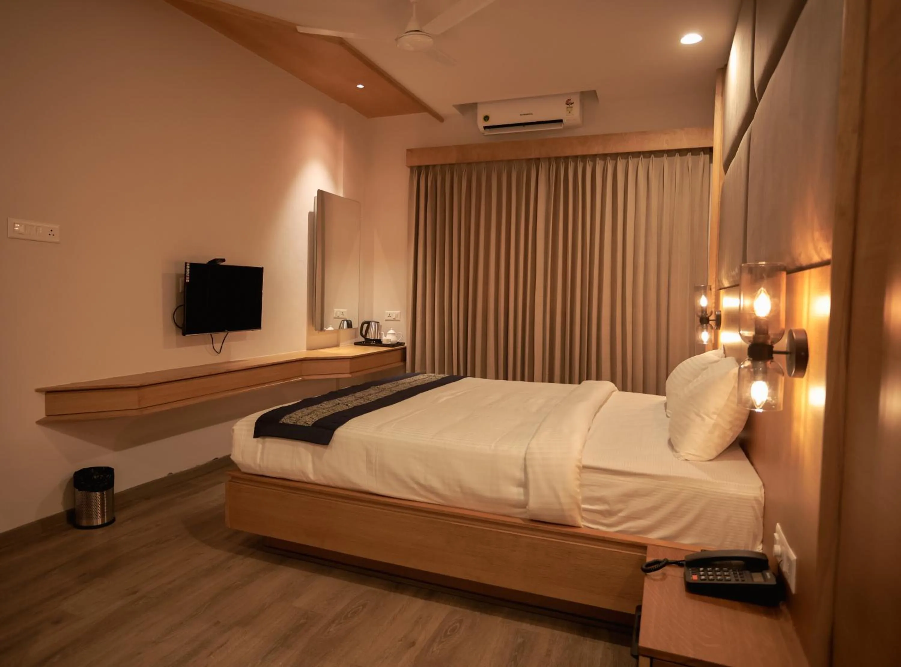 Bed in HILUX COURTYARD