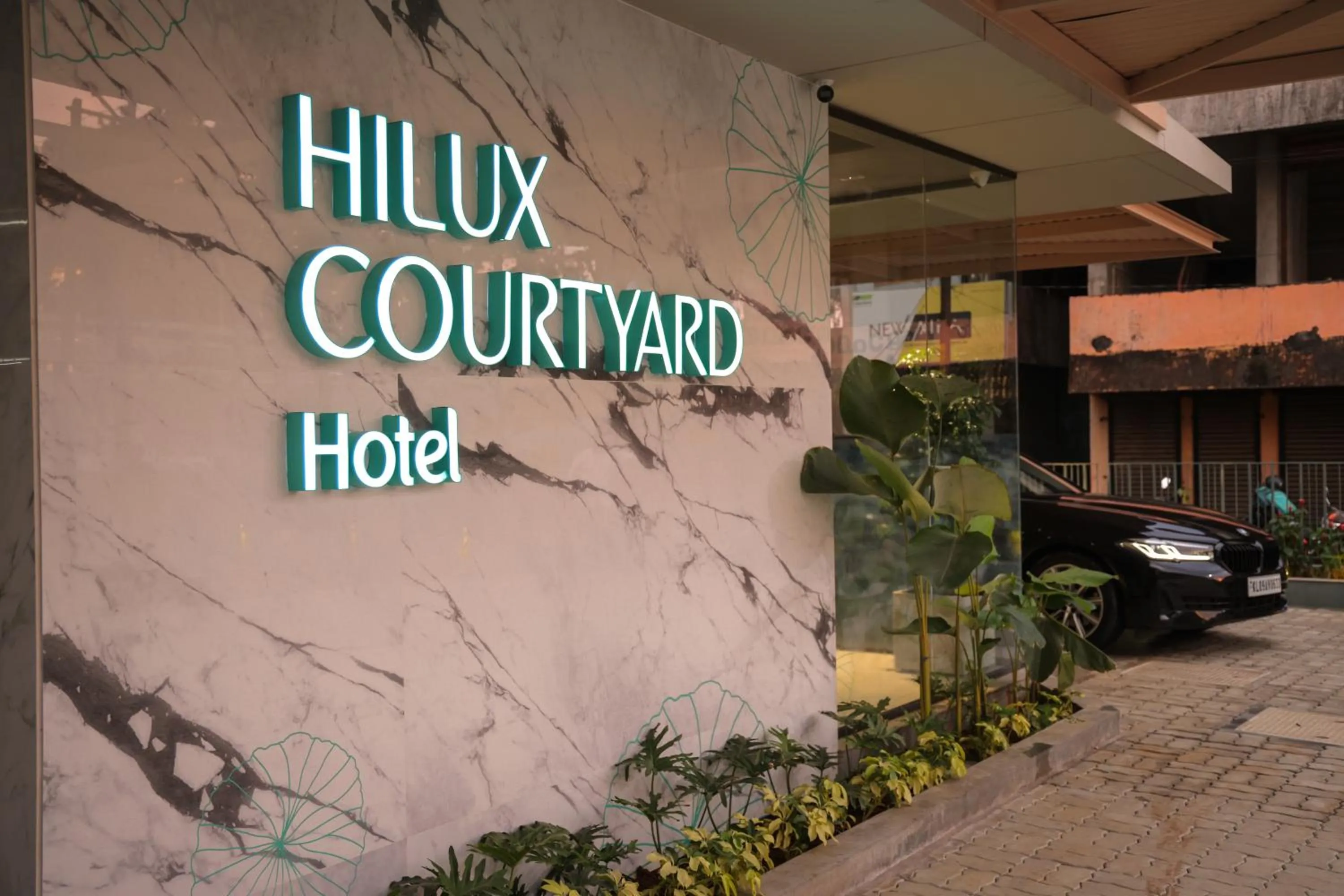 Logo/Certificate/Sign in HILUX COURTYARD