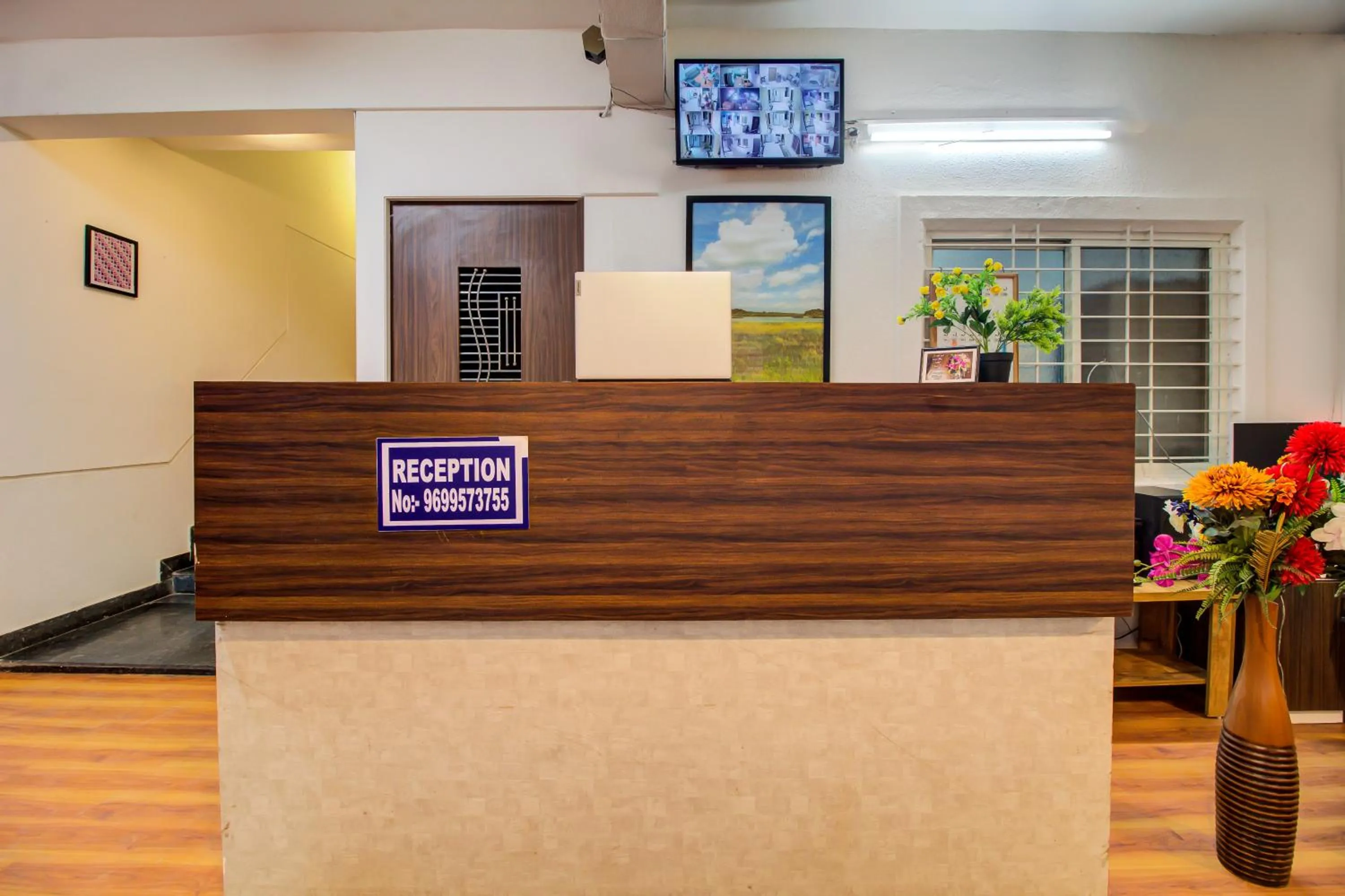 Lobby or reception in Hotel Elegant Lodging