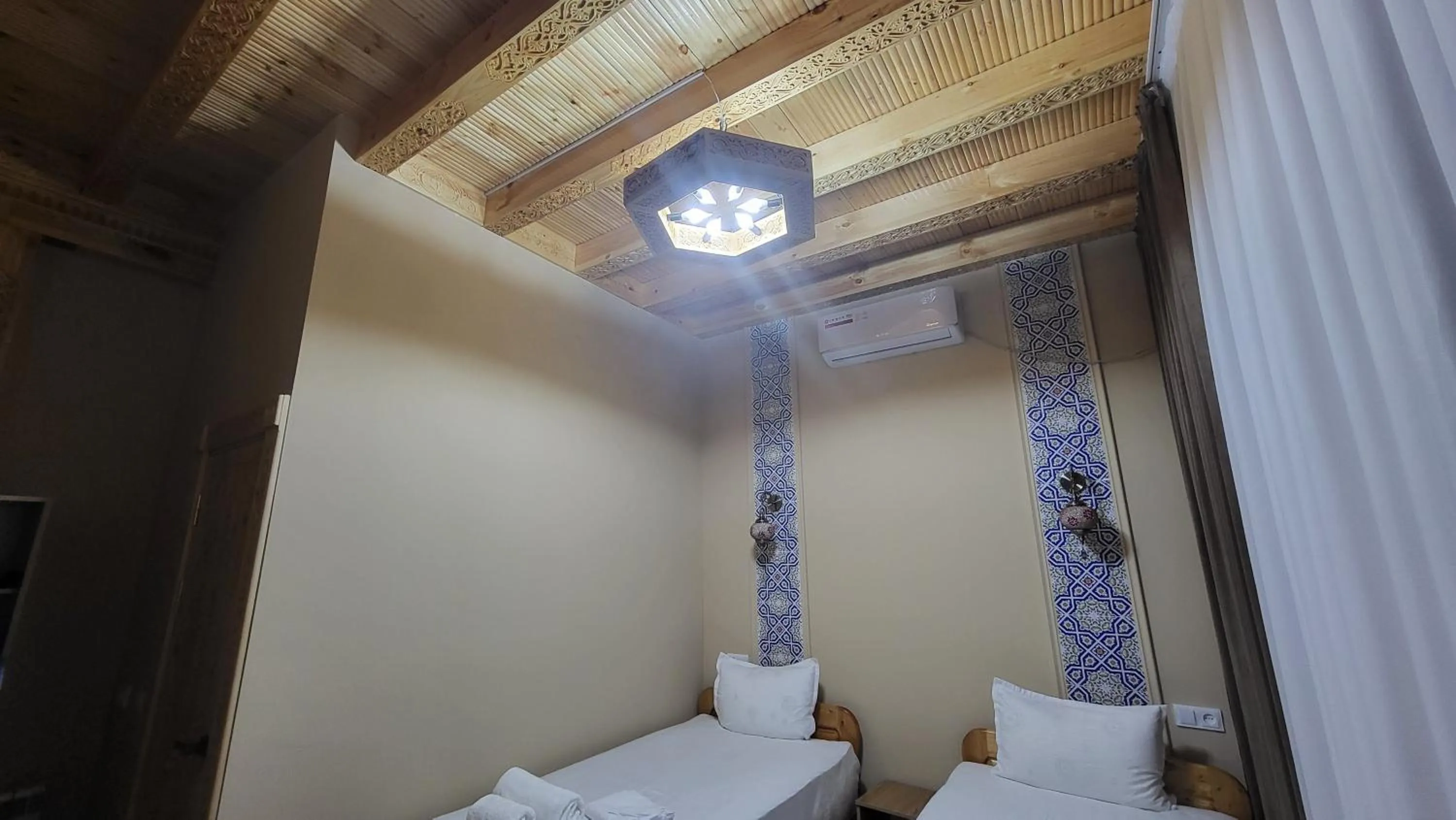 Ulli Oy Boutique Hotel & Terrace