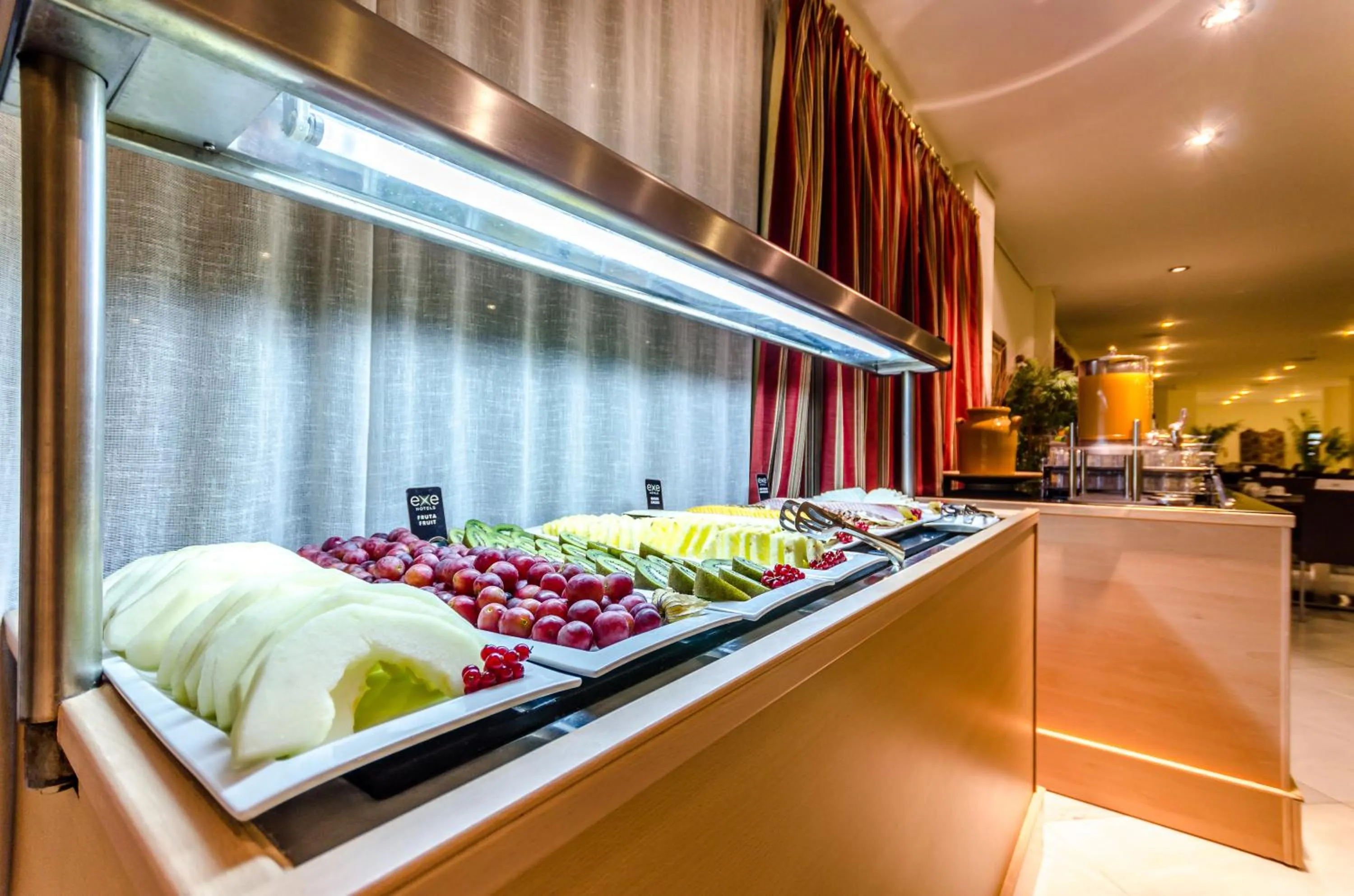 Lounge or bar in Exe Guadalete