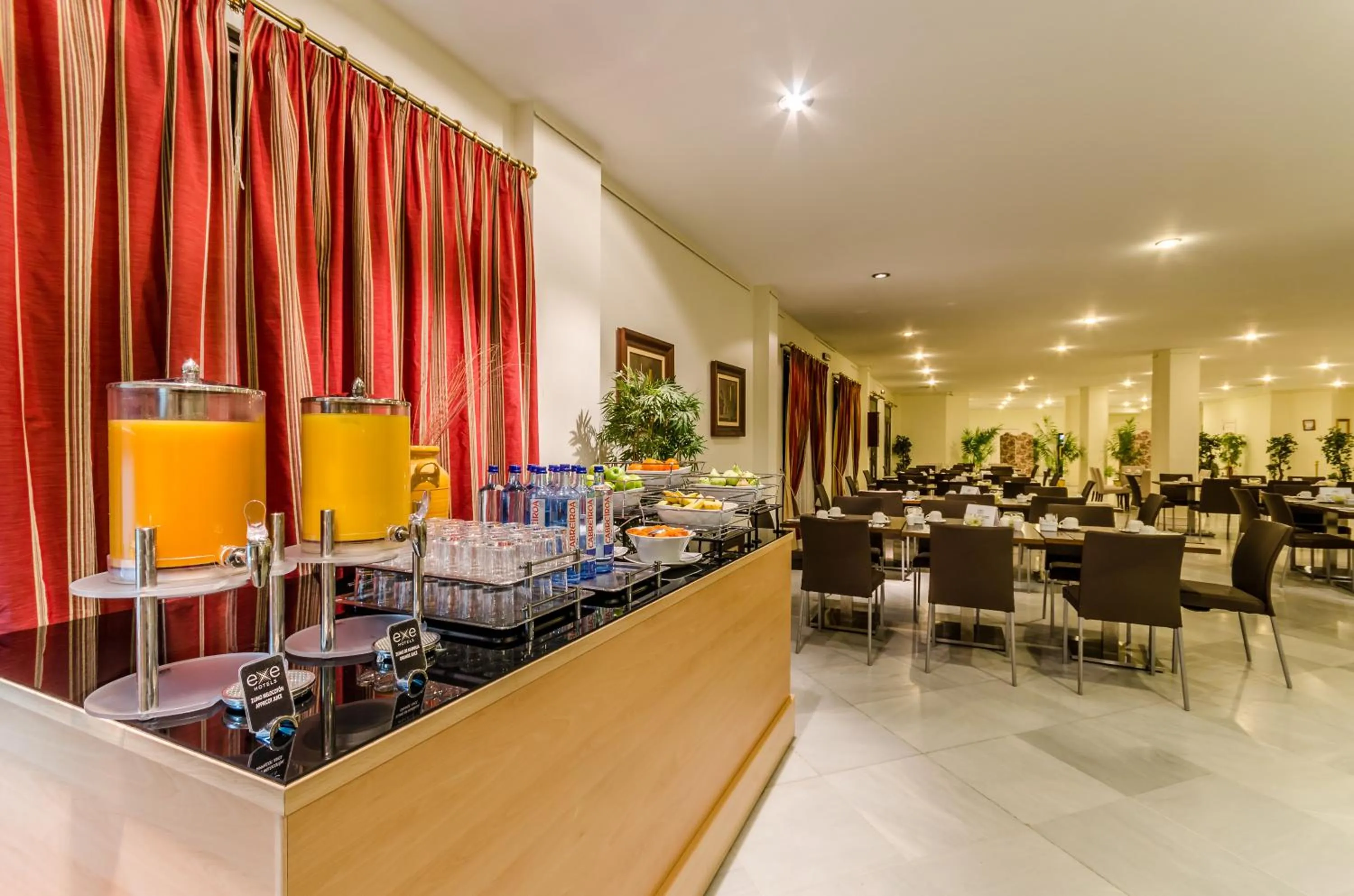 Lounge or bar in Exe Guadalete