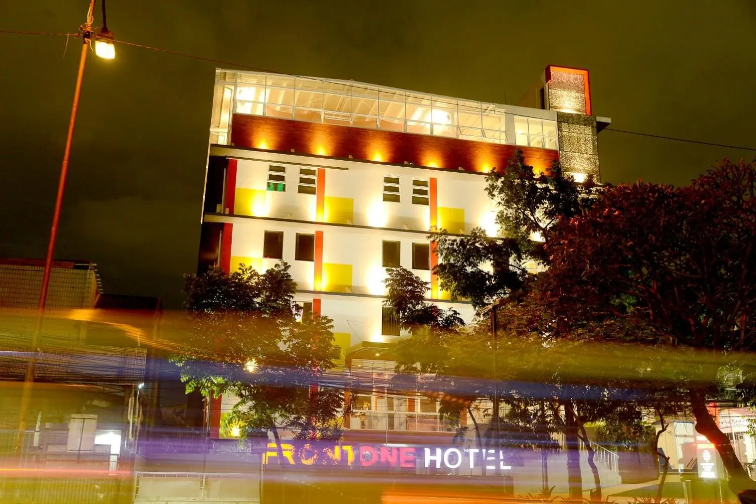 Property building in Front One Hotel Pasir Koja Bandung