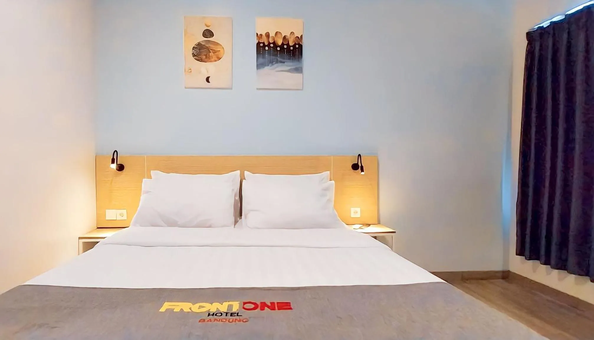 Bed in Front One Hotel Pasir Koja Bandung