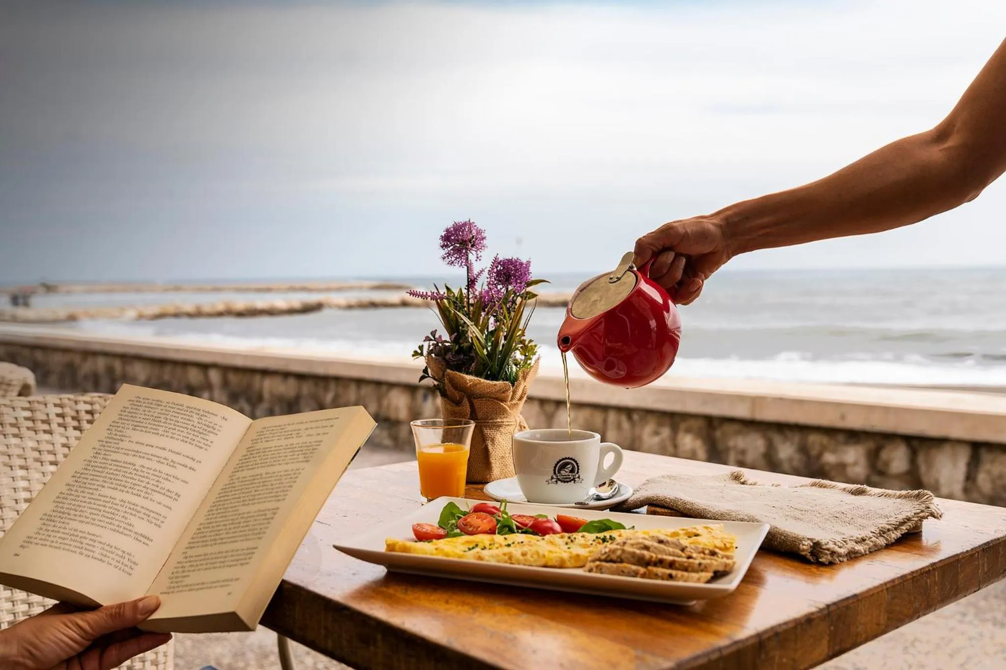 Food and drinks in Hotel La Chancla