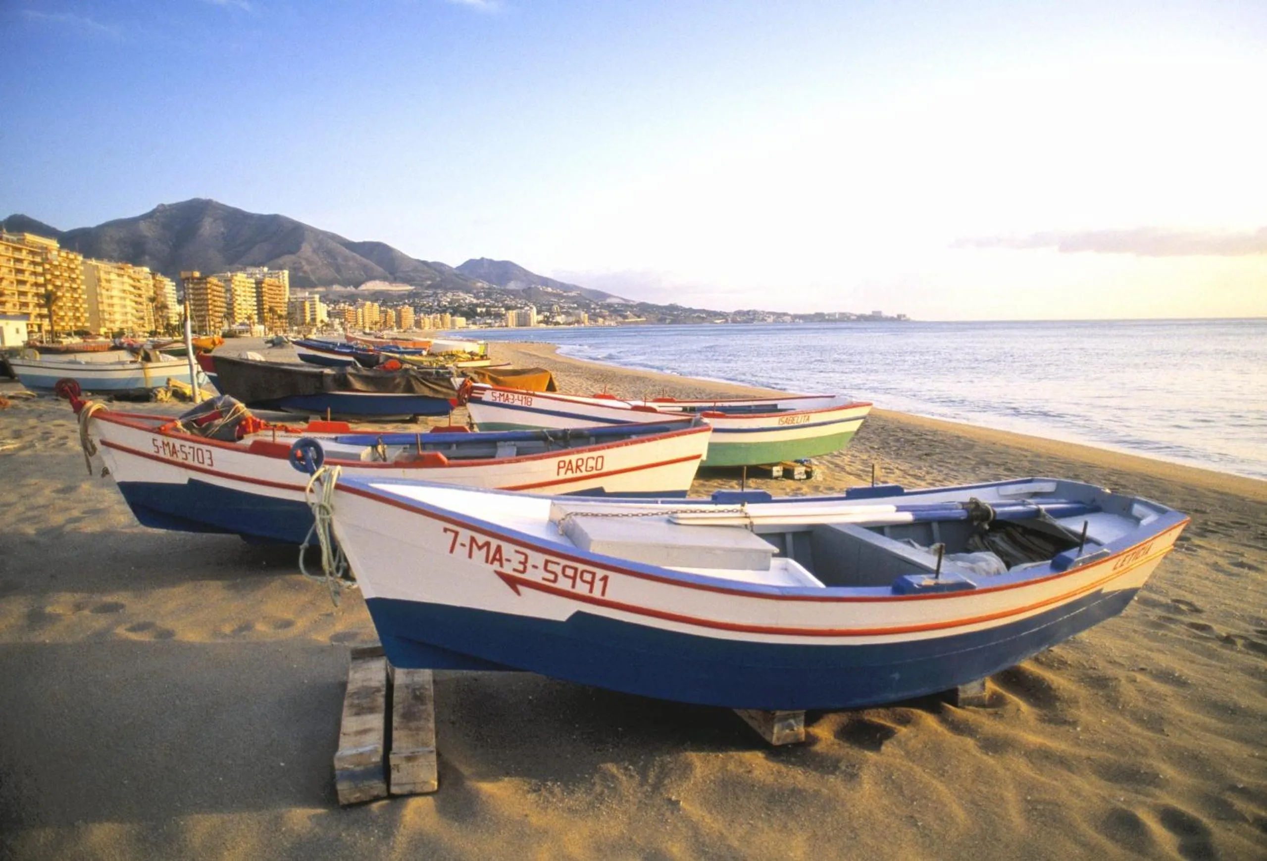 Property building in Ona Las Rampas