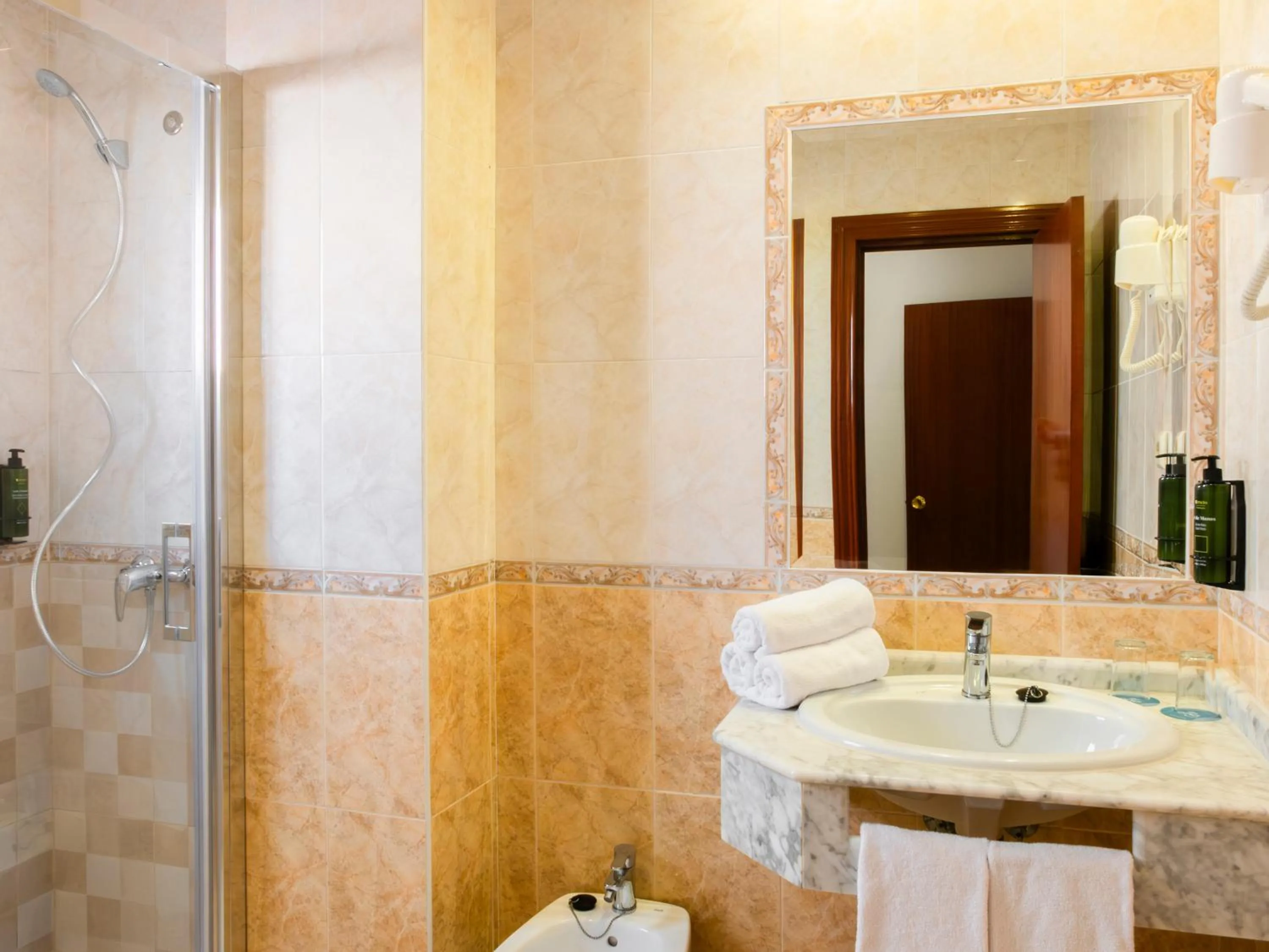 Bathroom in Ona Las Rampas