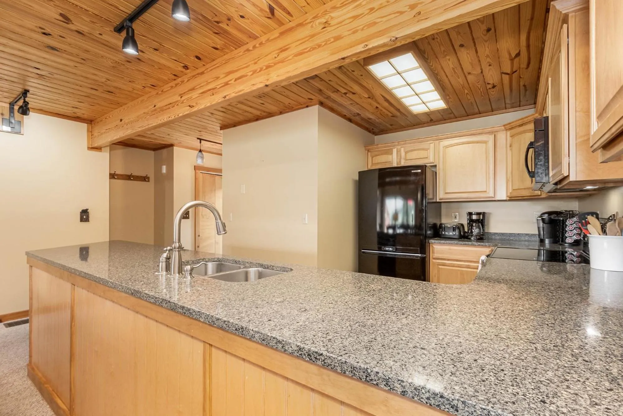 Property building in Sunset Chalet