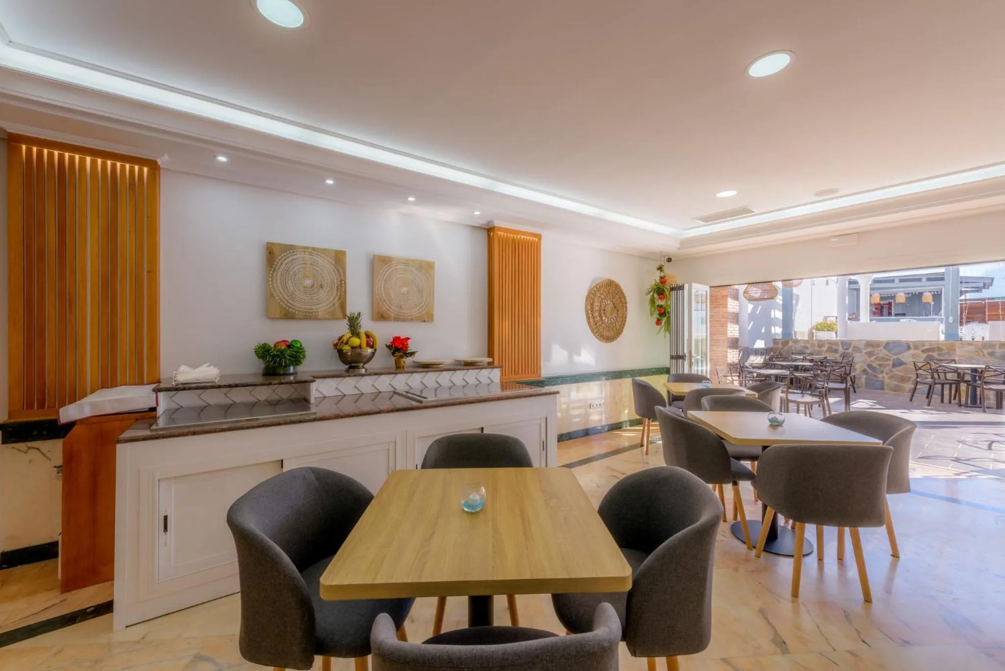 Restaurant/places to eat in Hotel Boutique Sibarys - Adults Recommended