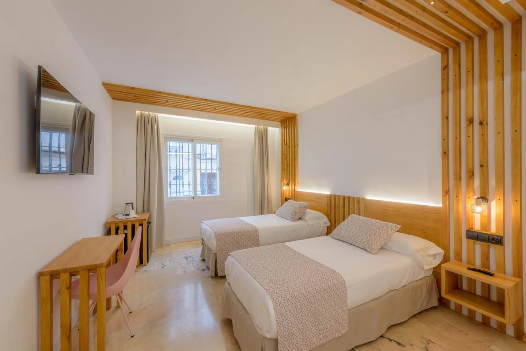 Bed in Hotel Boutique Sibarys - Adults Recommended