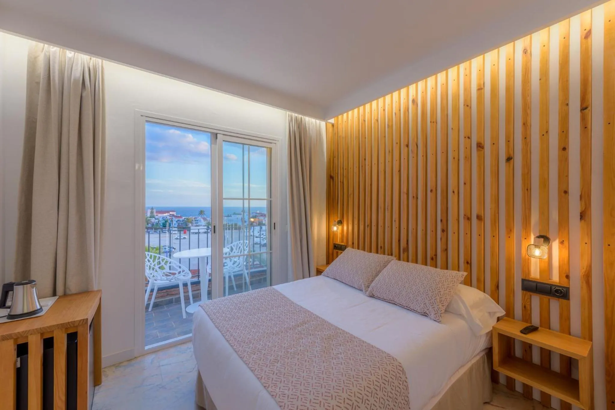 Bed in Hotel Boutique Sibarys - Adults Recommended