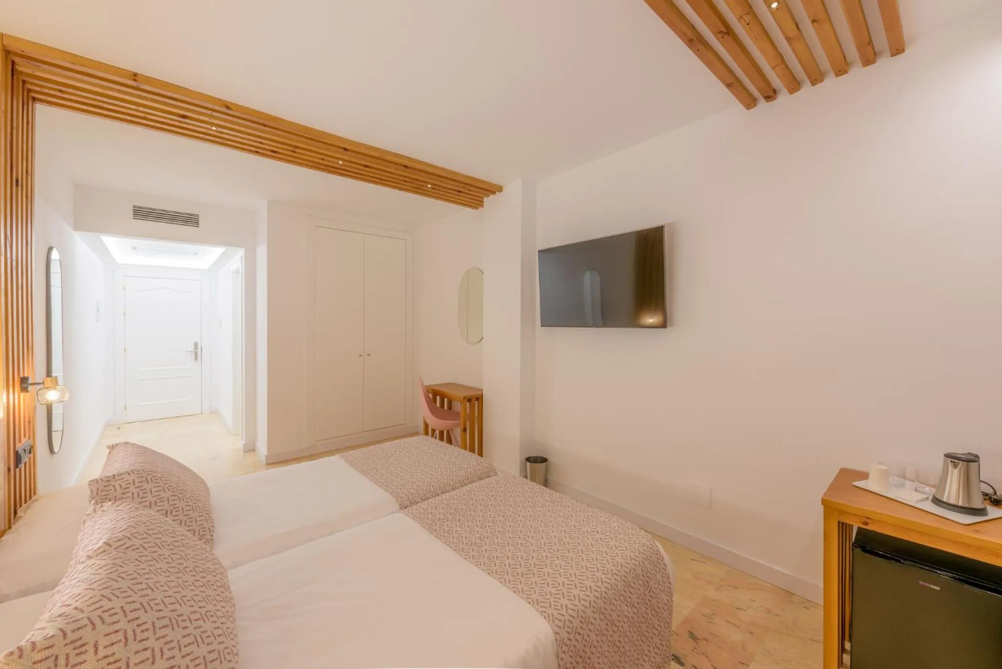 Bed in Hotel Boutique Sibarys - Adults Recommended