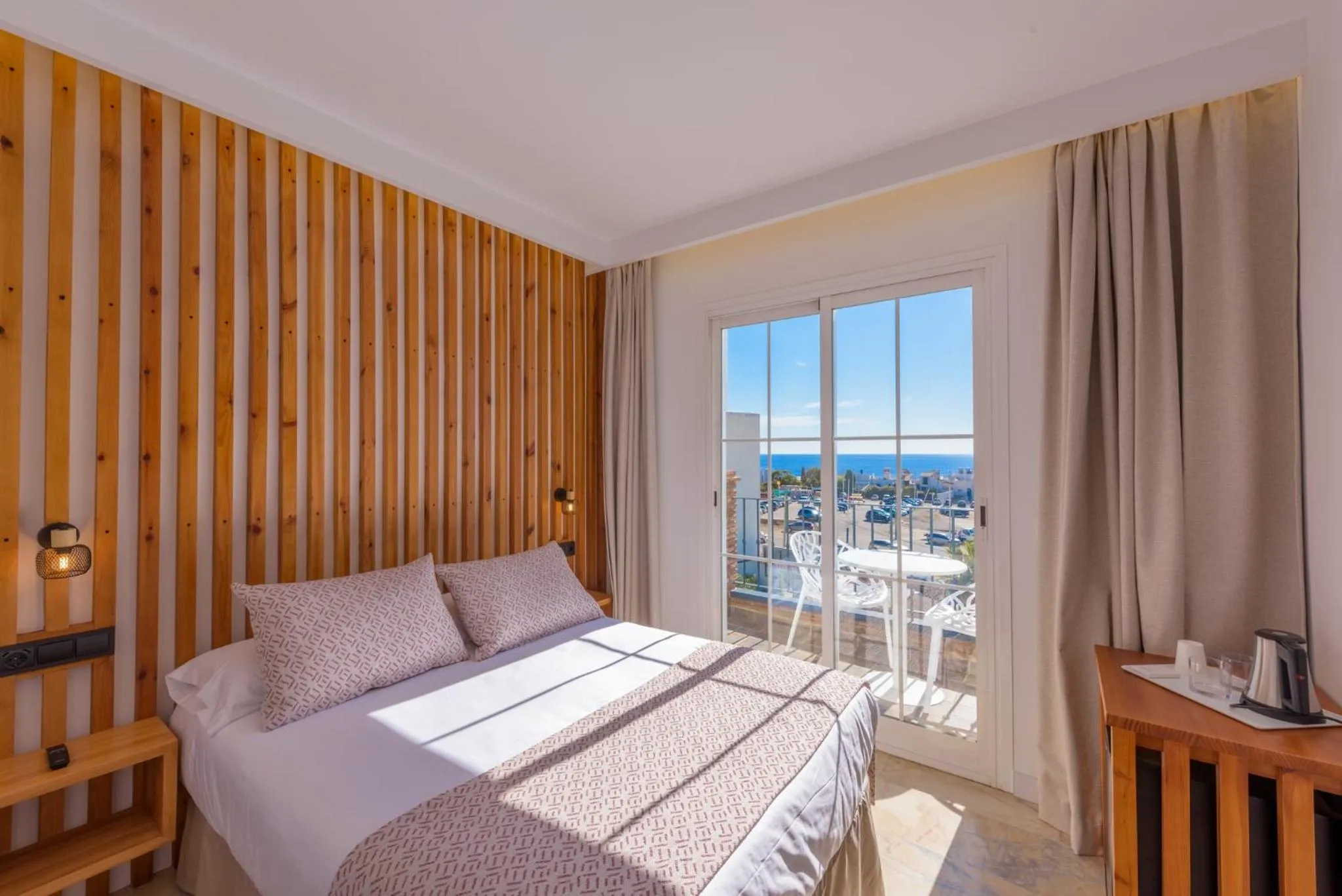 Bed in Hotel Boutique Sibarys - Adults Recommended