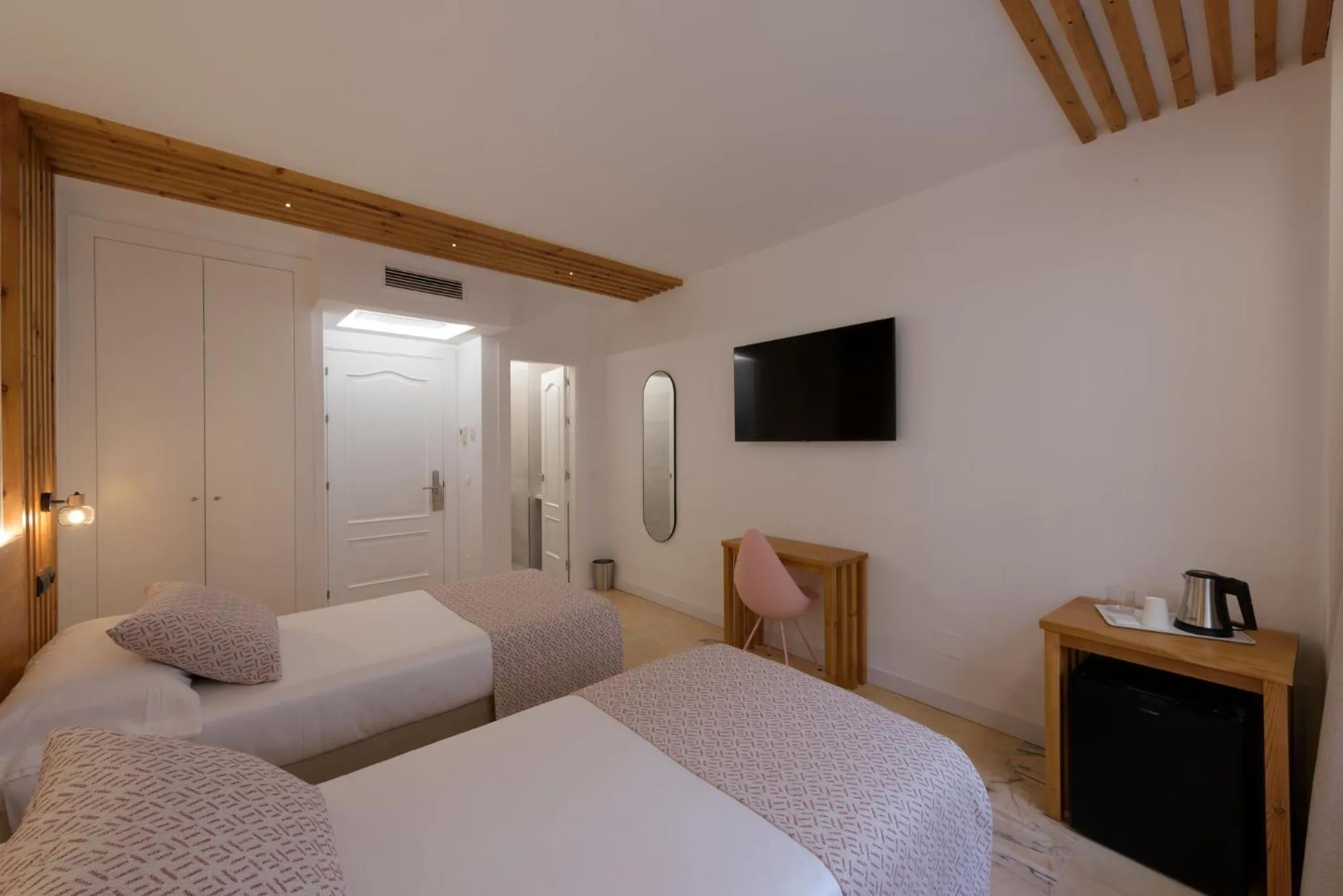 Bed in Hotel Boutique Sibarys - Adults Recommended