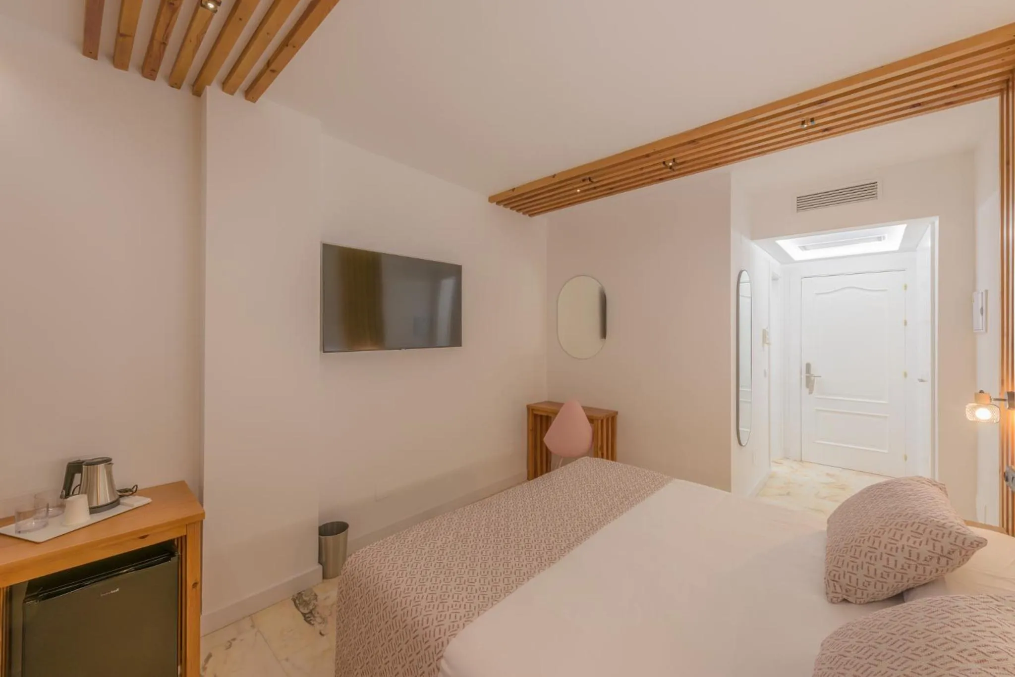 Bed in Hotel Boutique Sibarys - Adults Recommended