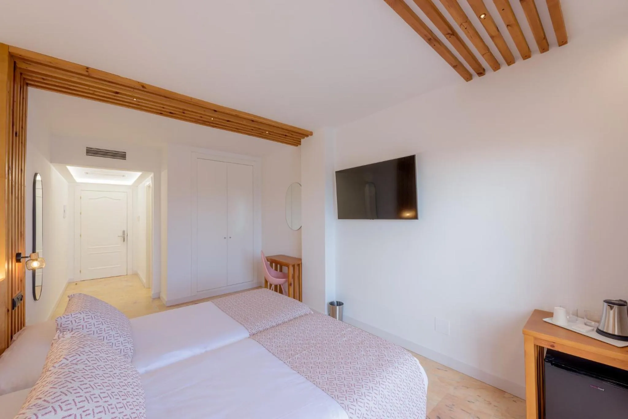 Bed in Hotel Boutique Sibarys - Adults Recommended